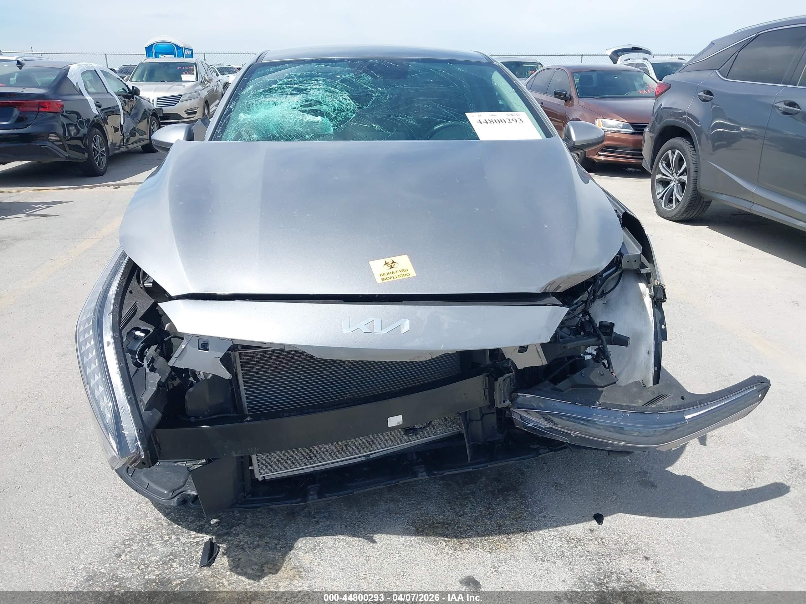 2024 Kia Forte Lxs Gray vin: 3KPF24AD7RE770049
