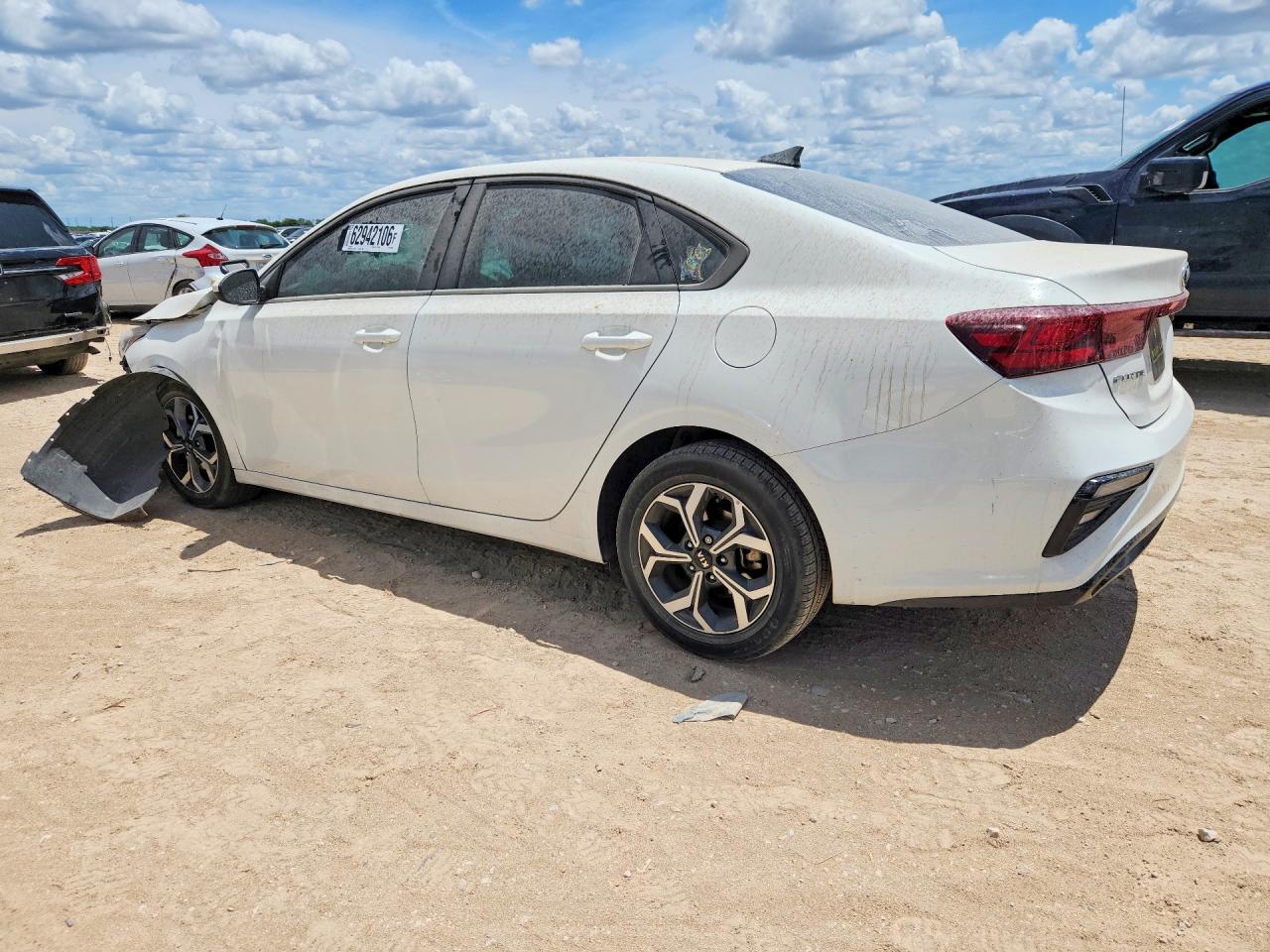 2020 Kia Forte Lxs White vin: 3KPF24AD8LE239630