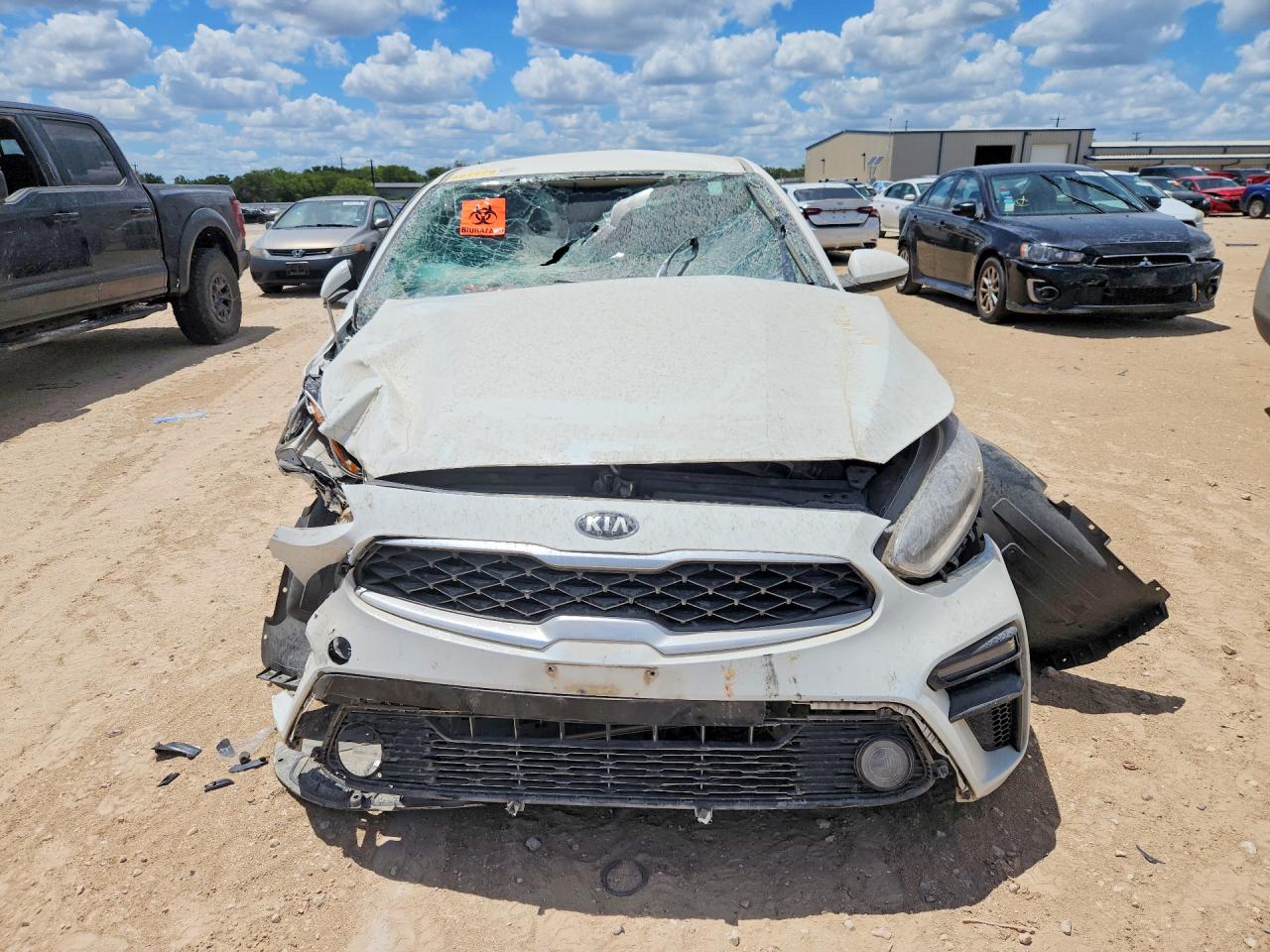 2020 Kia Forte Lxs White vin: 3KPF24AD8LE239630