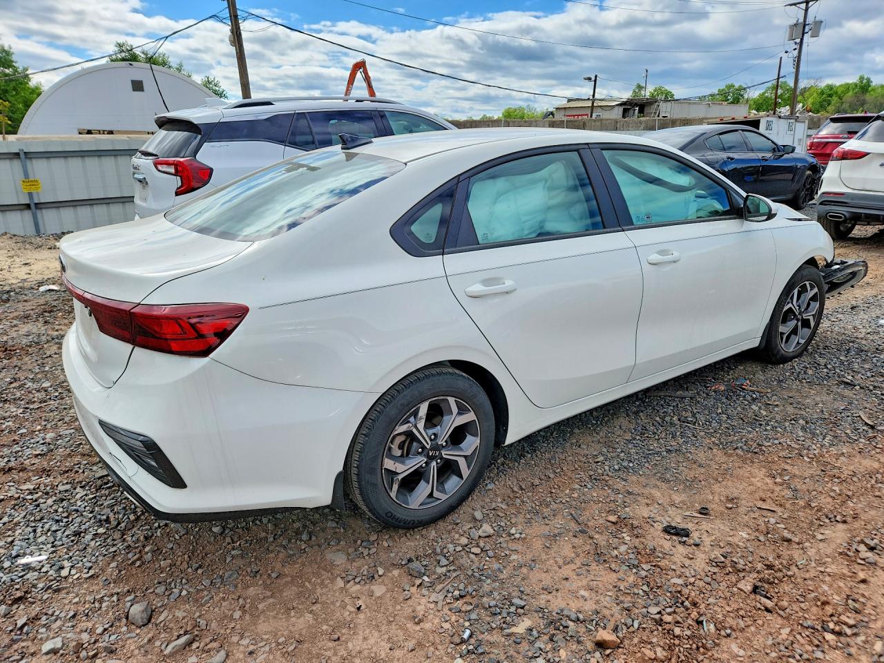 2021 Kia Forte Lxs White vin: 3KPF24AD8ME268952