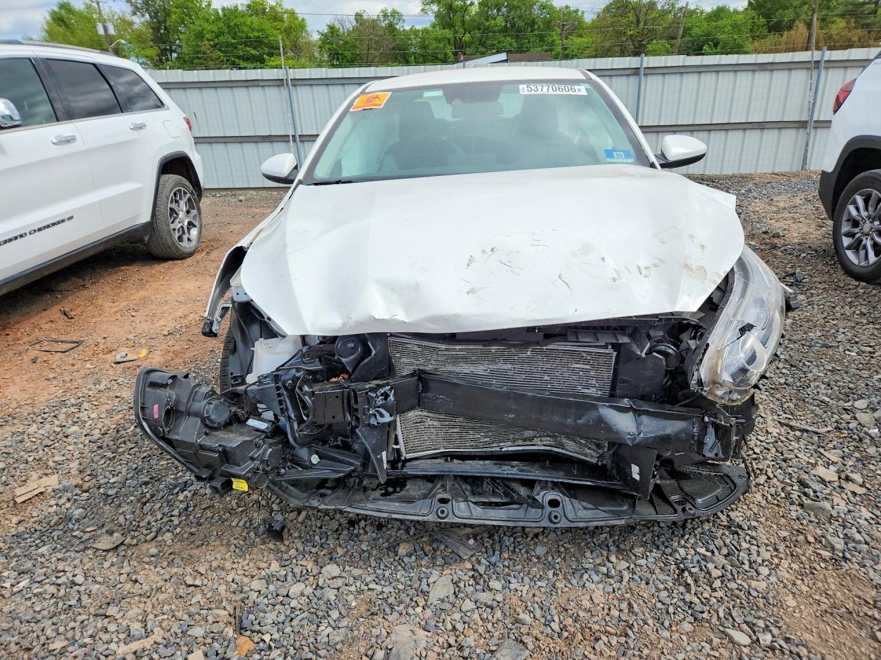 2021 Kia Forte Lxs White vin: 3KPF24AD8ME268952