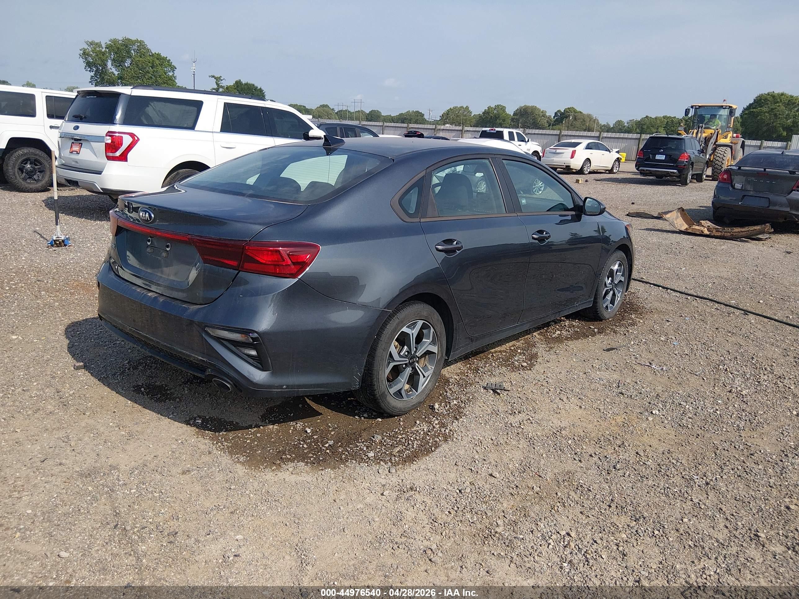2021 Kia Forte Lxs Gray vin: 3KPF24AD8ME376617