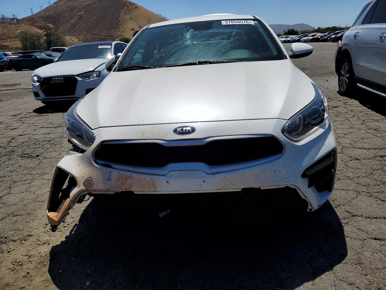 2021 Kia Forte Lxs White vin: 3KPF24AD8ME403301
