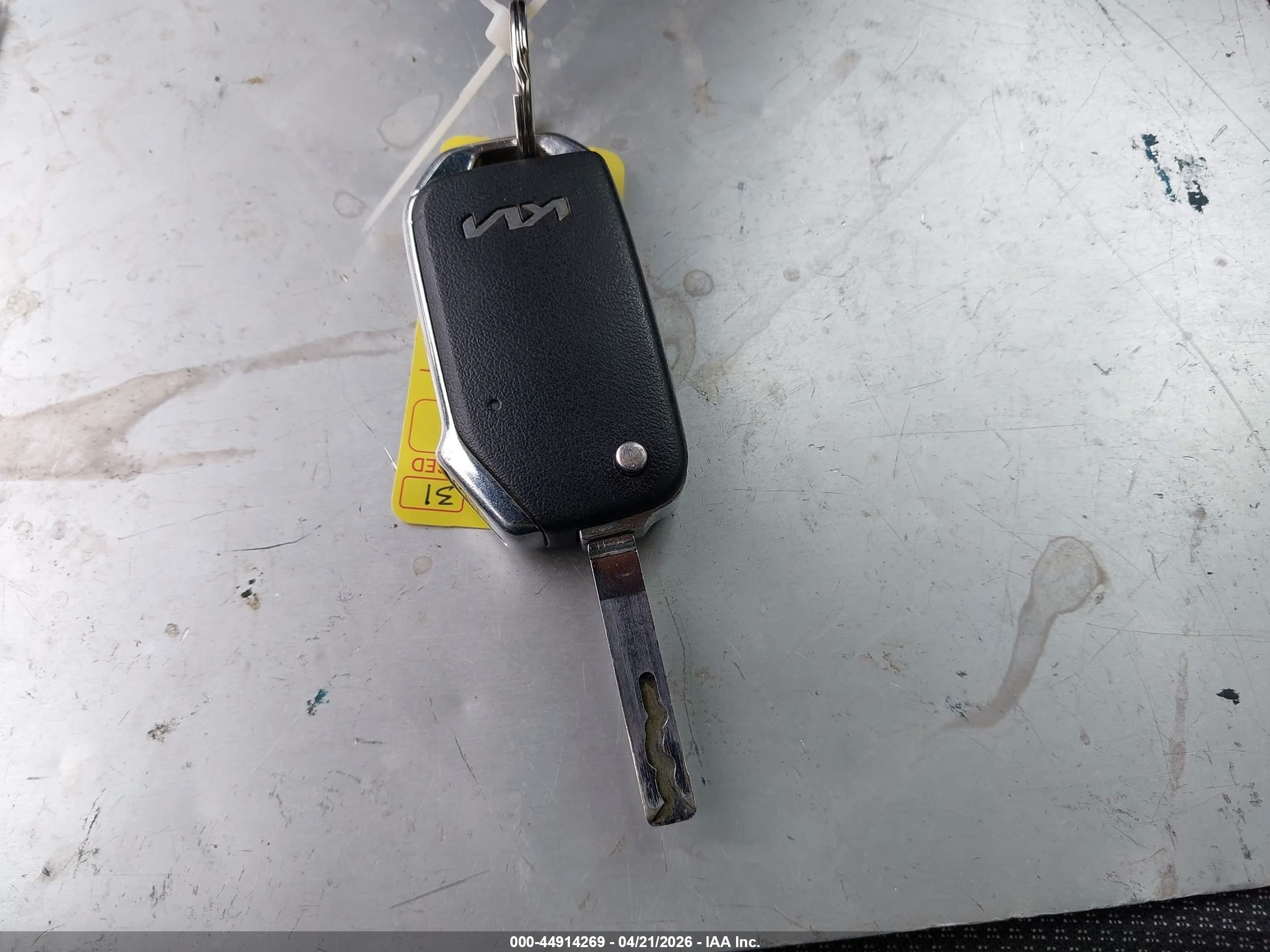 2023 Kia Forte Lxs Blue vin: 3KPF24AD8PE571377