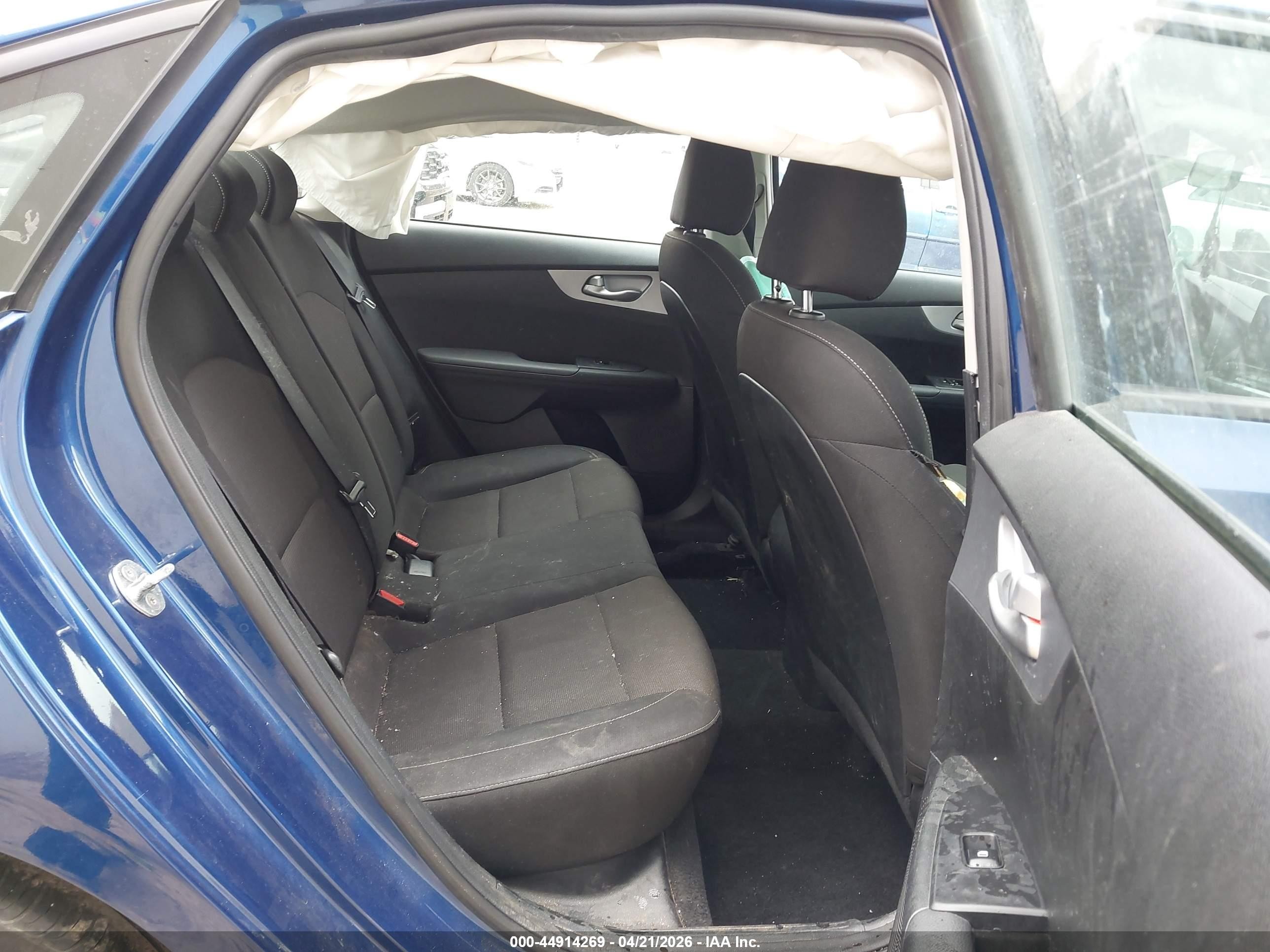 2023 Kia Forte Lxs Blue vin: 3KPF24AD8PE571377