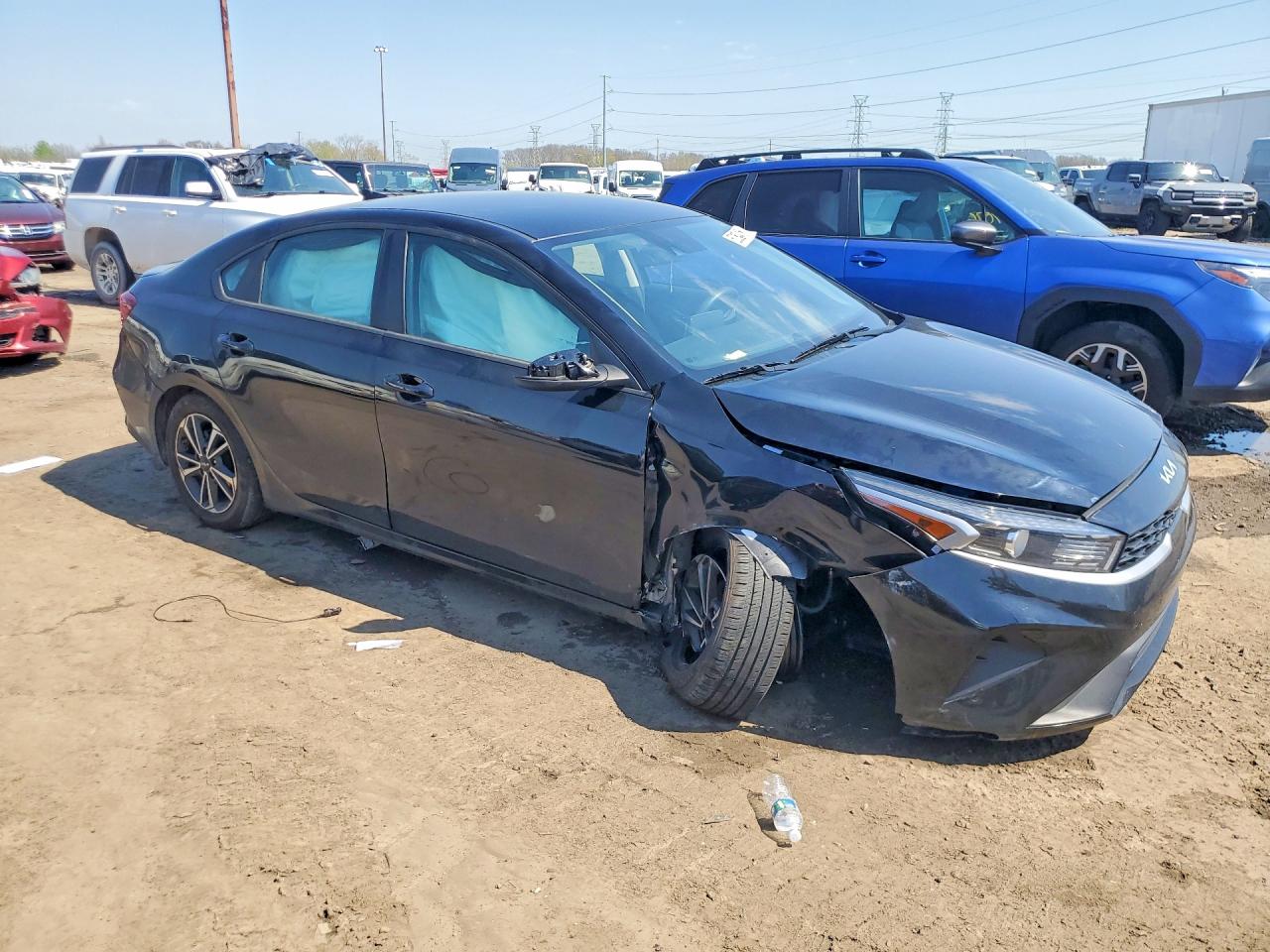 2024 Kia Forte Lxs Black vin: 3KPF24AD8RE789404