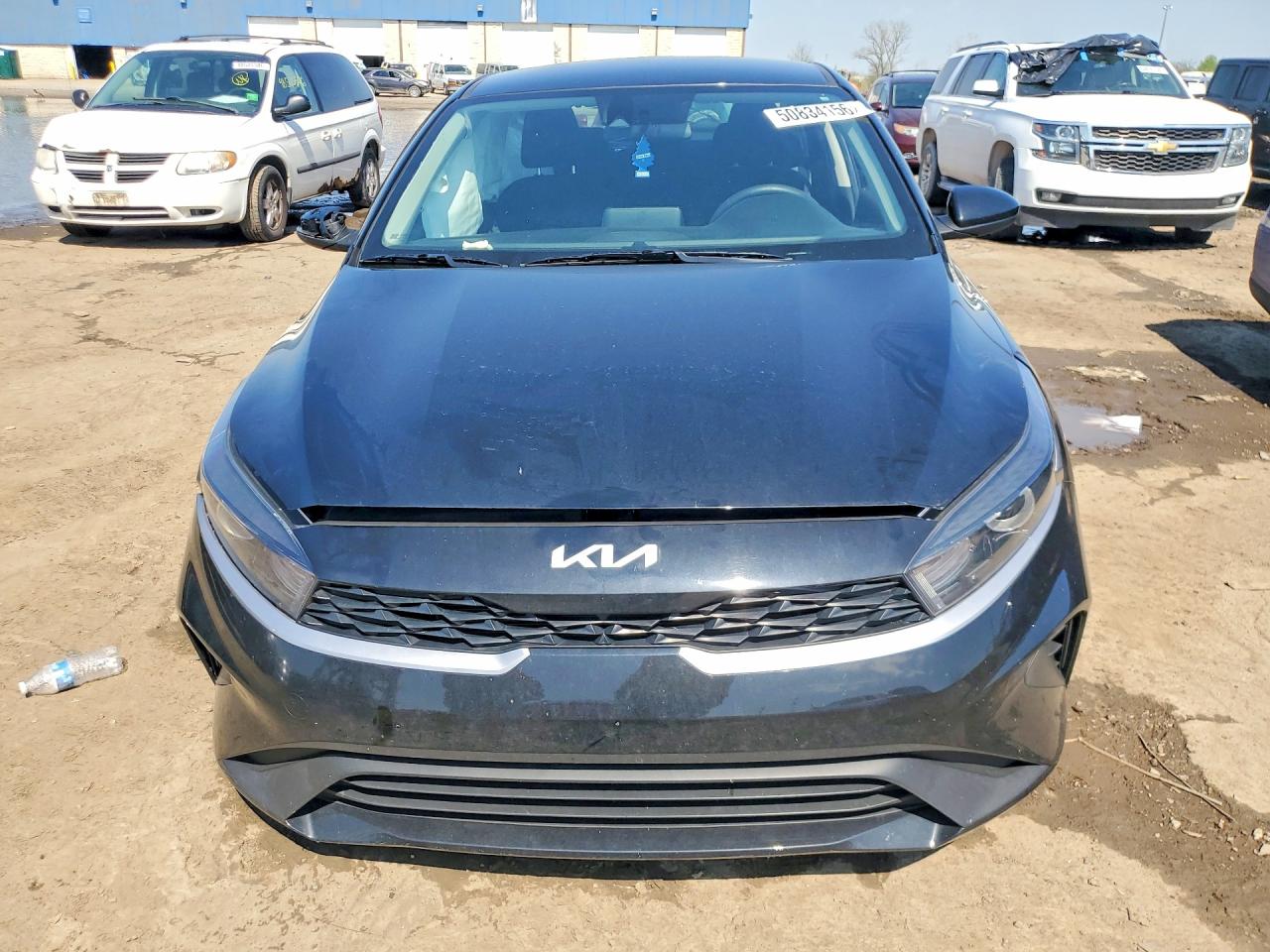 2024 Kia Forte Lxs Black vin: 3KPF24AD8RE789404