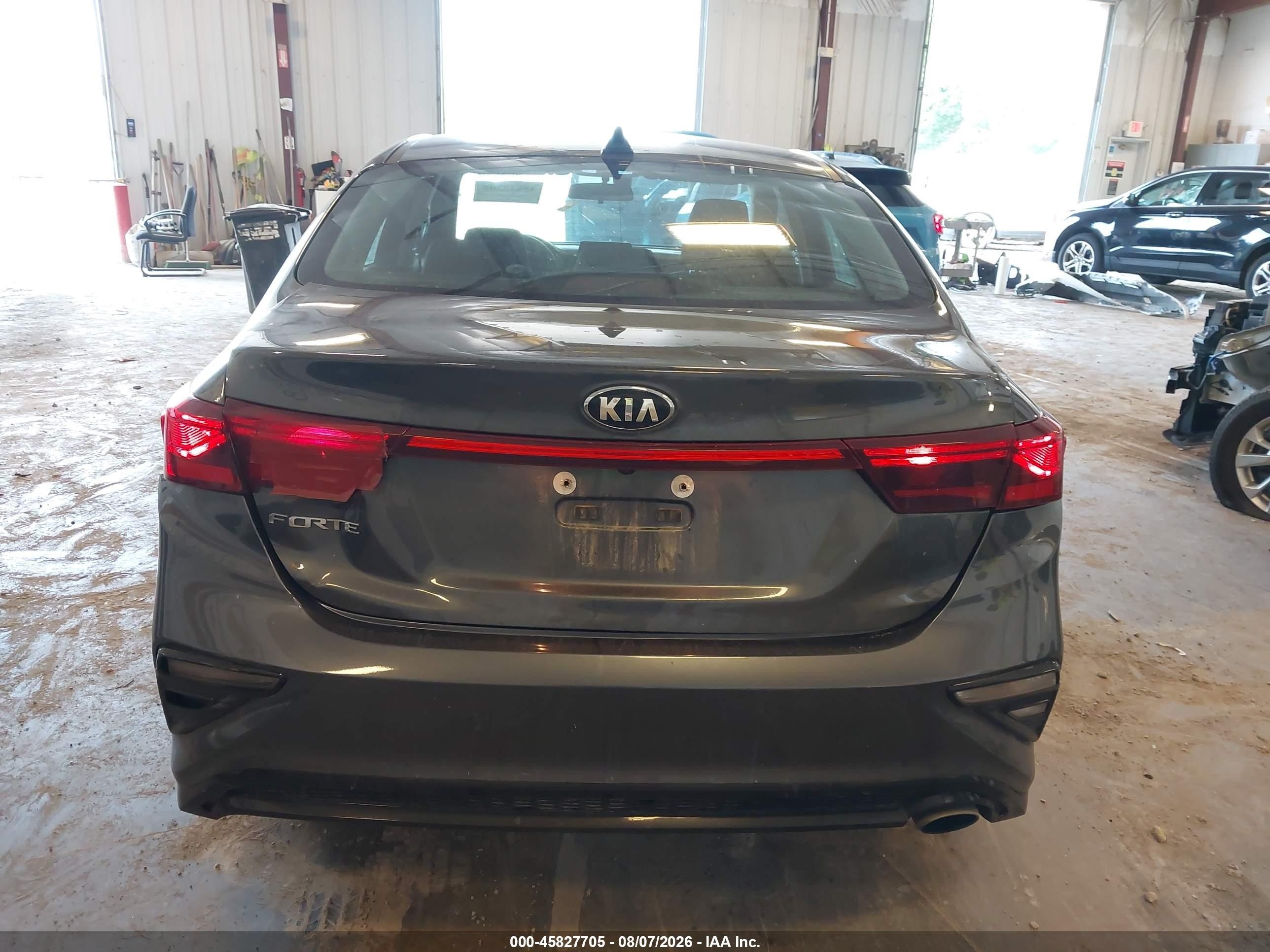 2021 Kia Forte Fe/lxs Gray vin: 3KPF24AD9ME262500