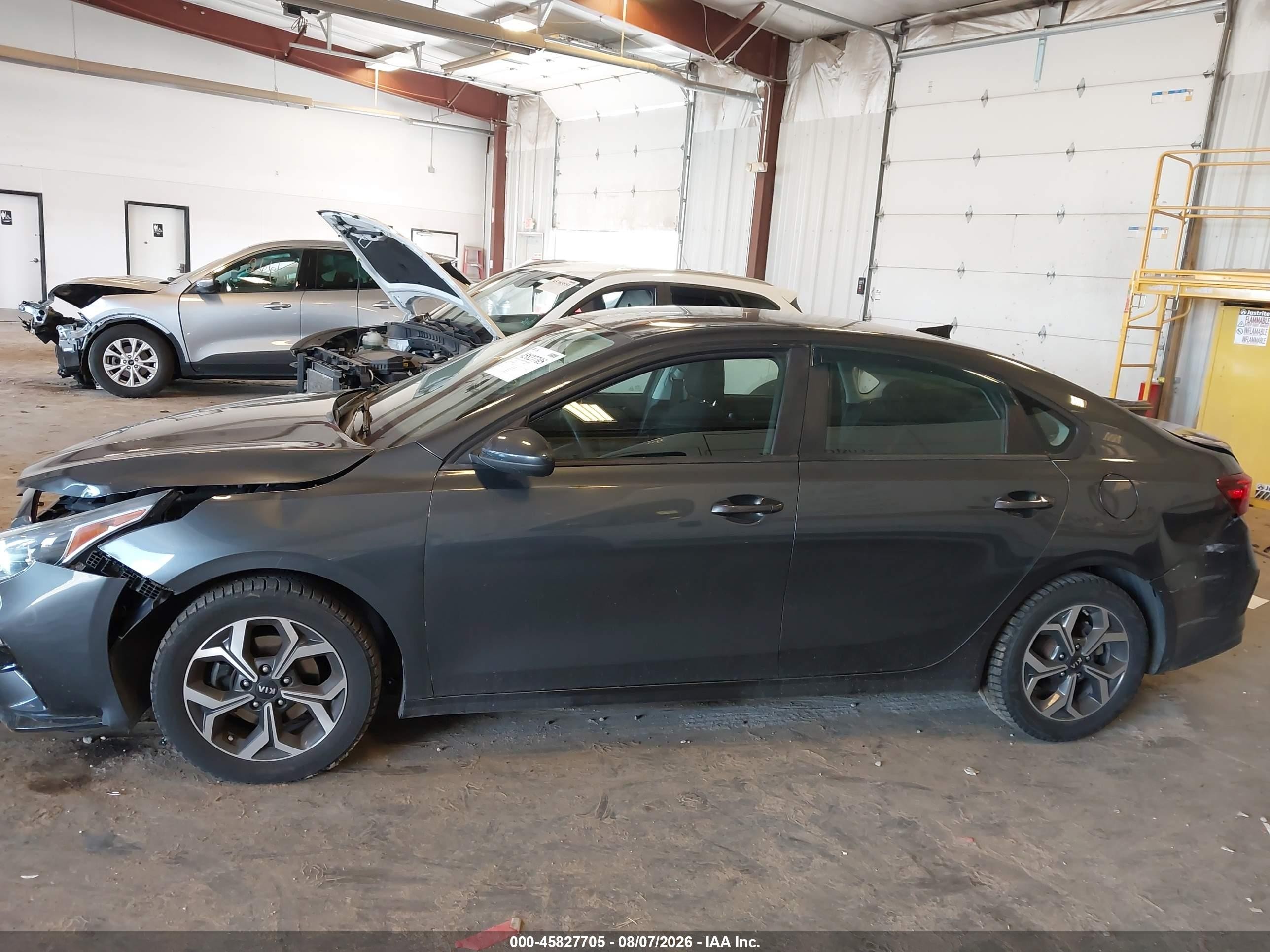 2021 Kia Forte Fe/lxs Gray vin: 3KPF24AD9ME262500
