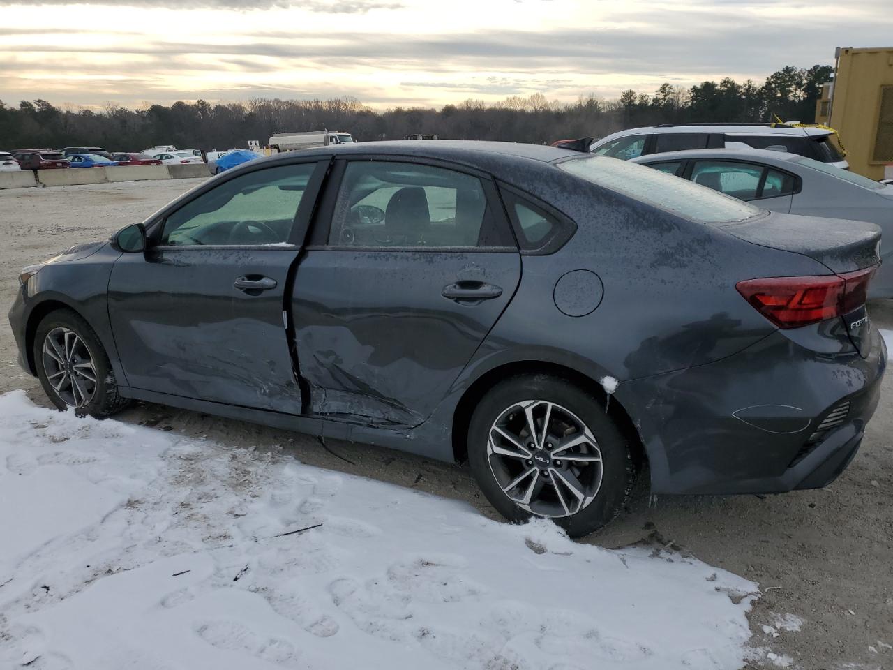 2023 Kia Forte Lx Blue vin: 3KPF24AD9PE530479