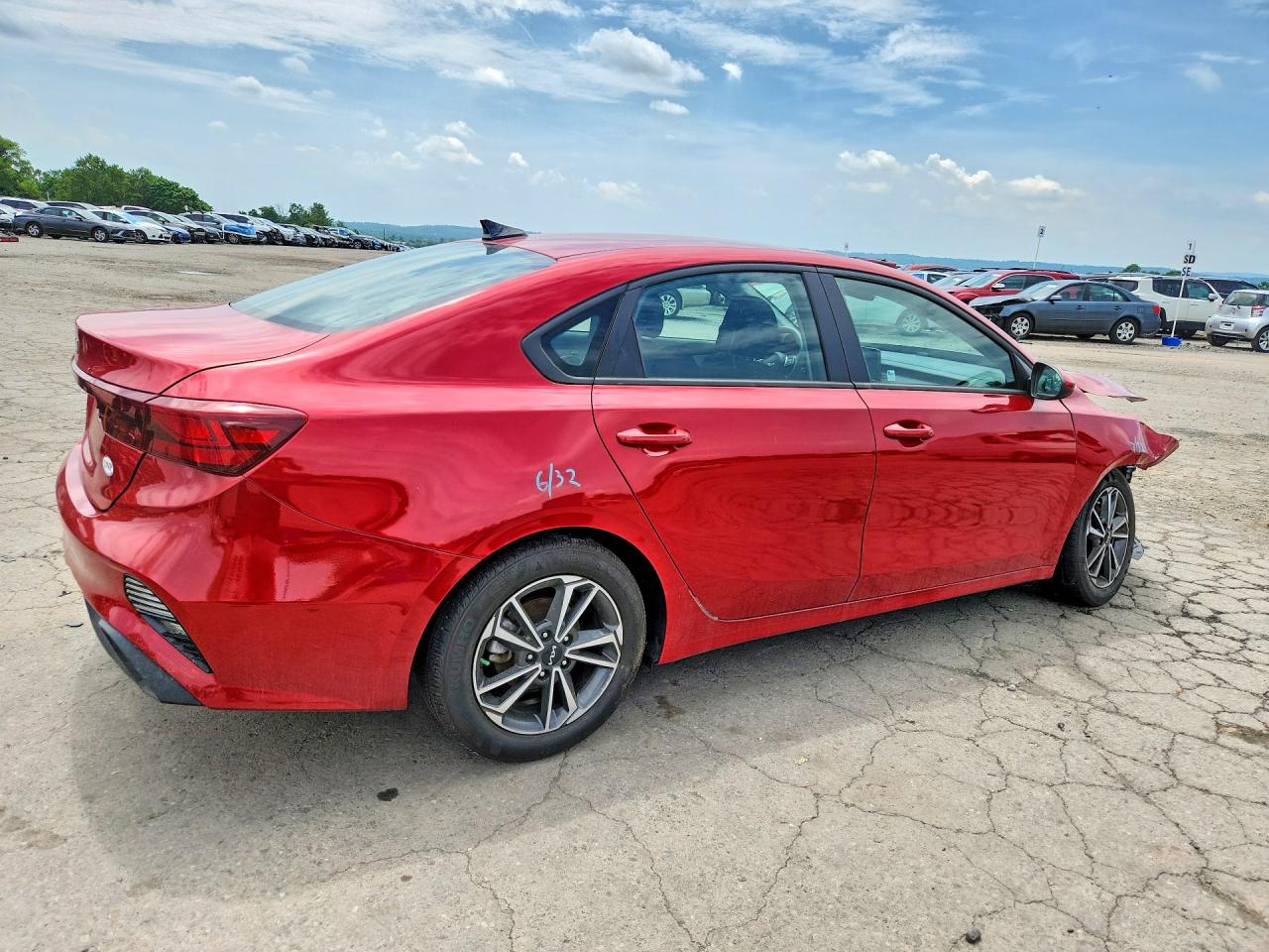 2023 Kia Forte Lxs Red vin: 3KPF24AD9PE590388
