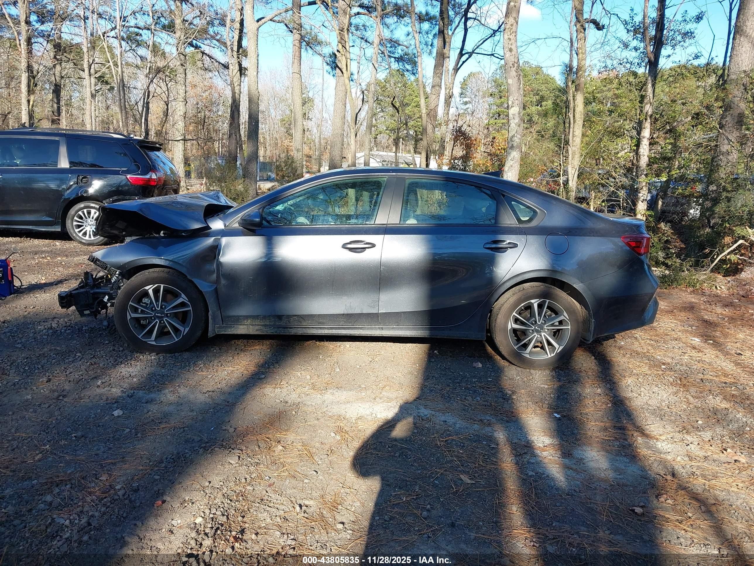 2023 Kia Forte Lxs Серый vin: 3KPF24AD9PE609912