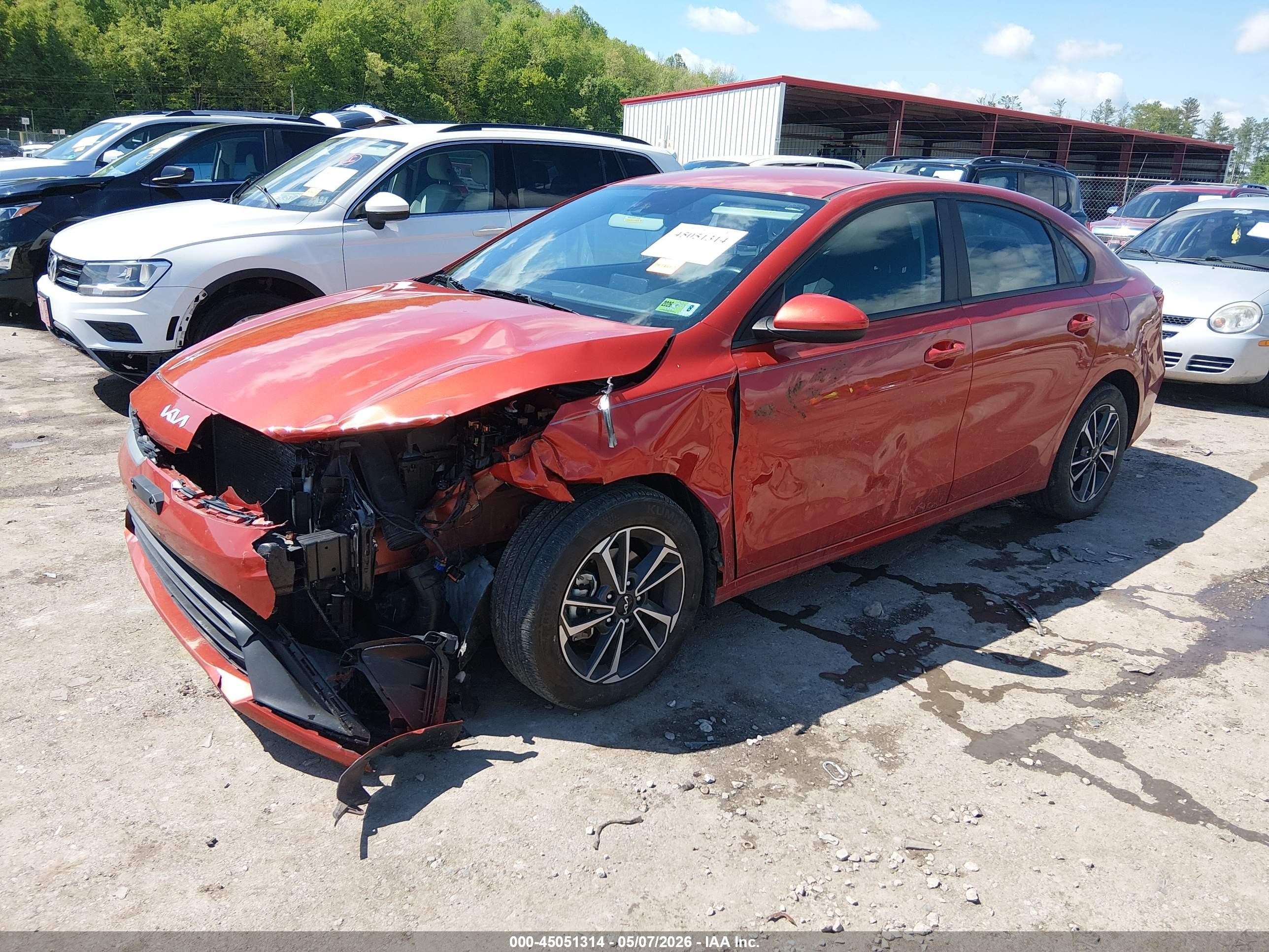 2024 Kia Forte Lxs Orange vin: 3KPF24AD9RE697377