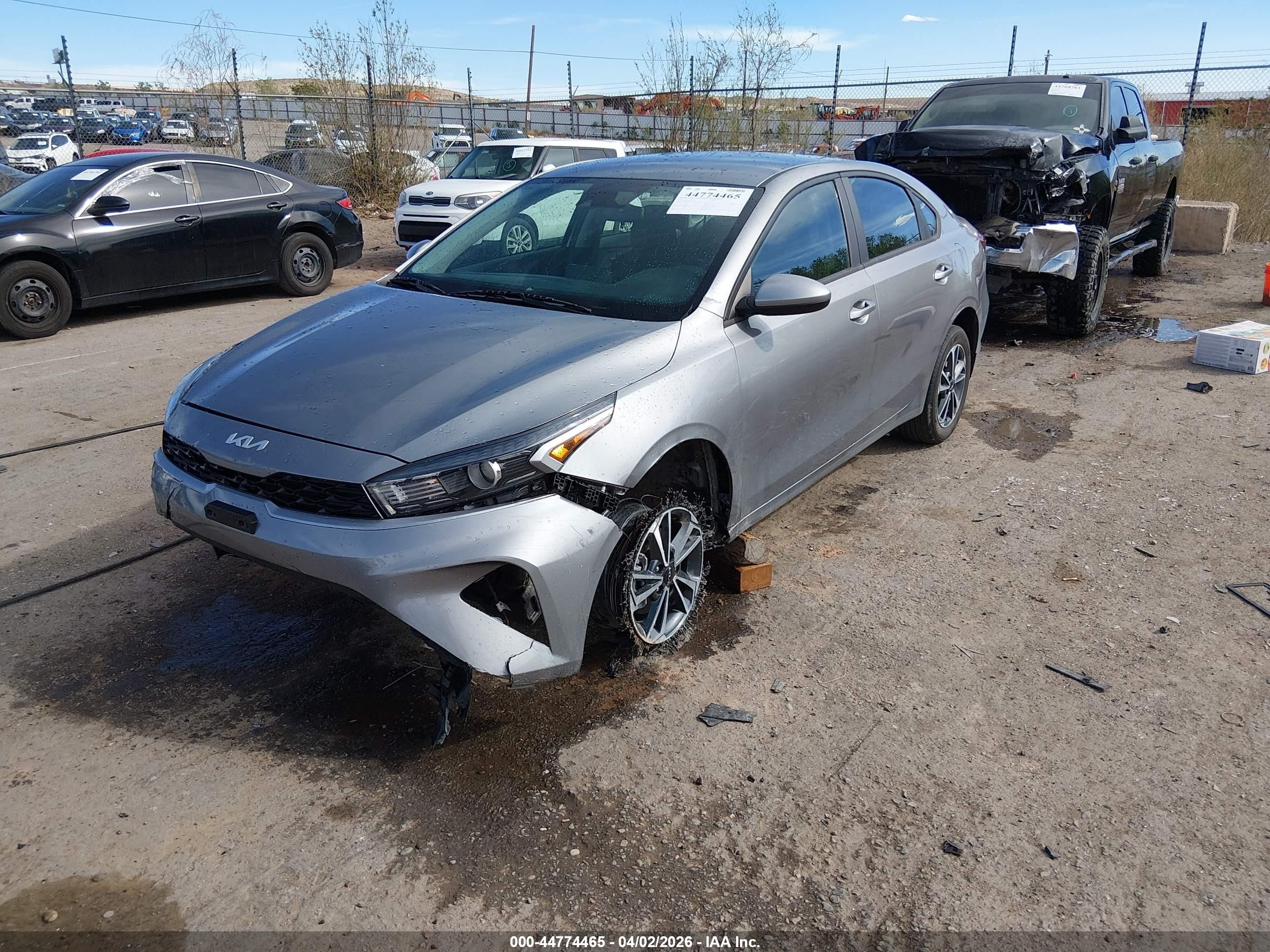 2024 Kia Forte Lxs Gray vin: 3KPF24AD9RE736291