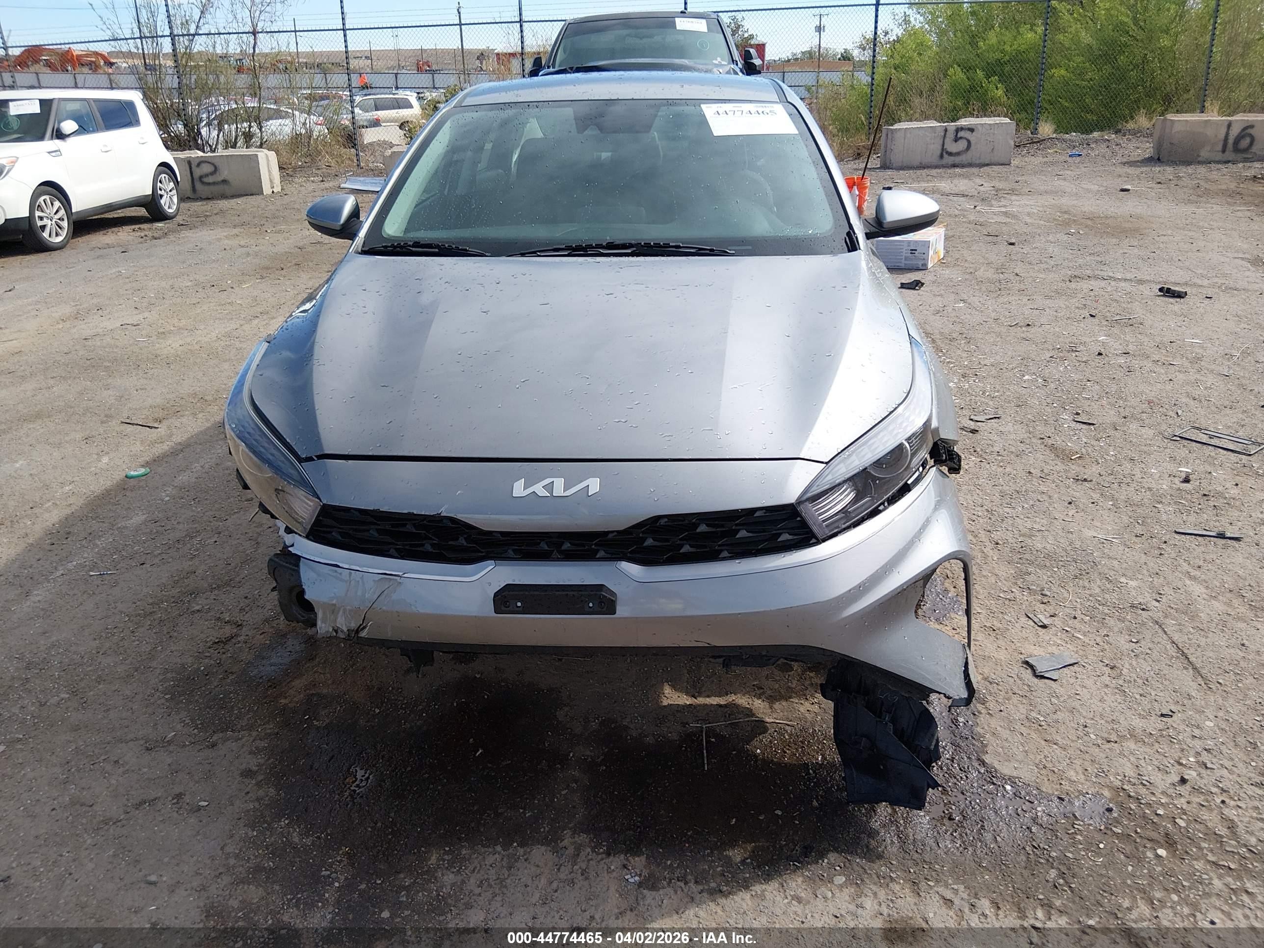 2024 Kia Forte Lxs Gray vin: 3KPF24AD9RE736291