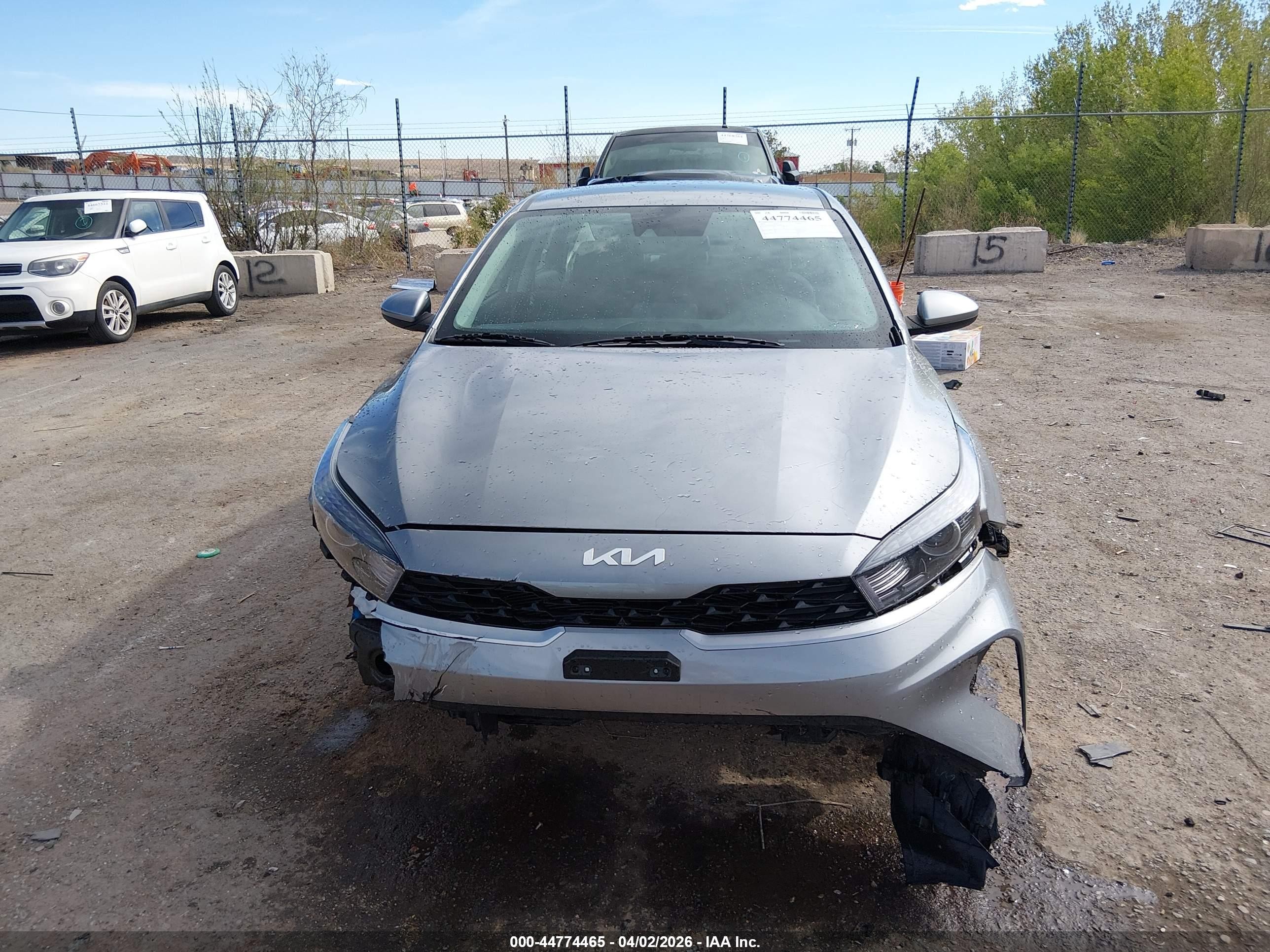 2024 Kia Forte Lxs Gray vin: 3KPF24AD9RE736291