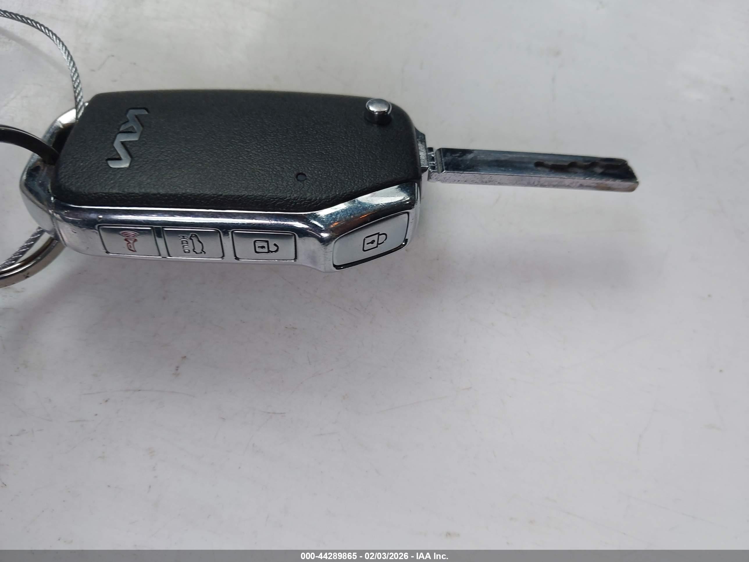 2024 Kia Forte Lxs Gray vin: 3KPF24AD9RE748005