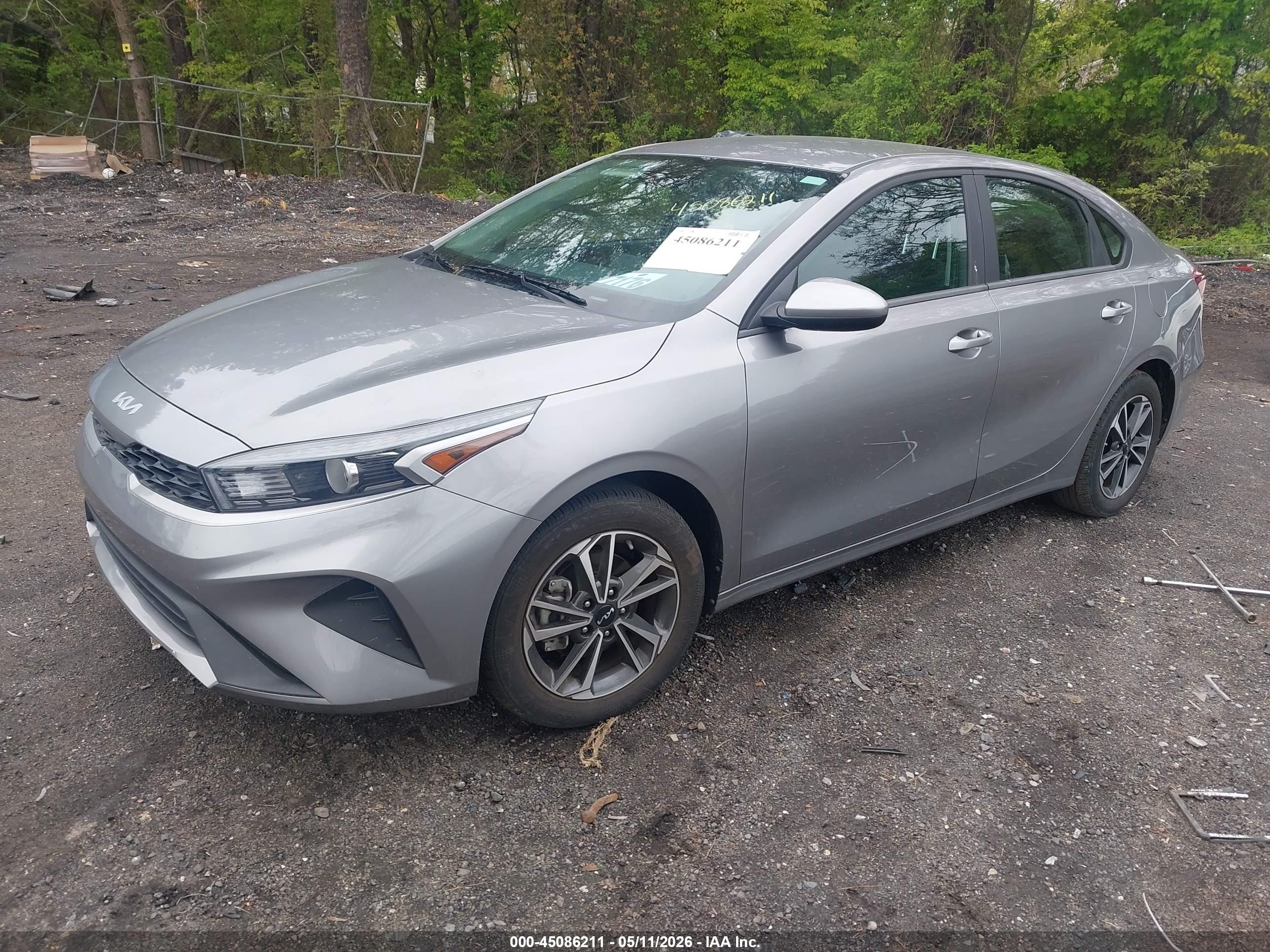 2024 Kia Forte Lxs Gray vin: 3KPF24AD9RE830414