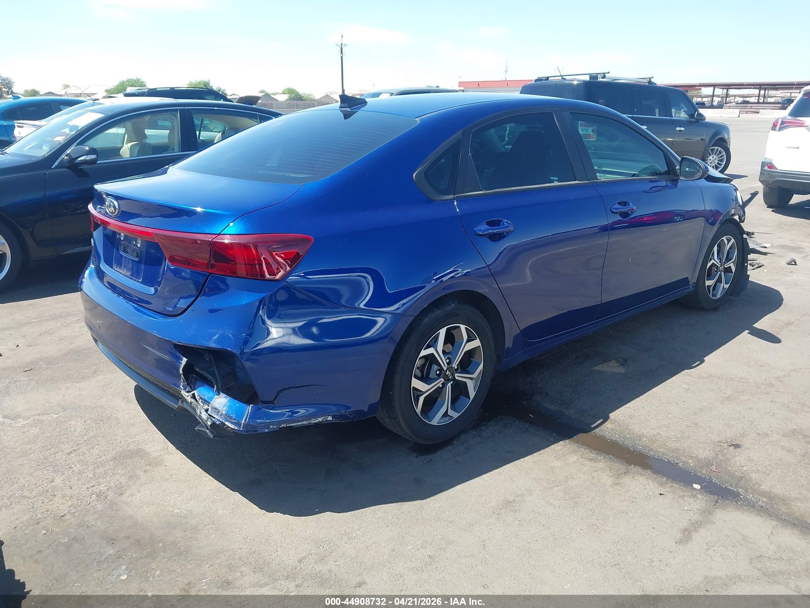 2020 Kia Forte Lxs Blue vin: 3KPF24ADXLE243730