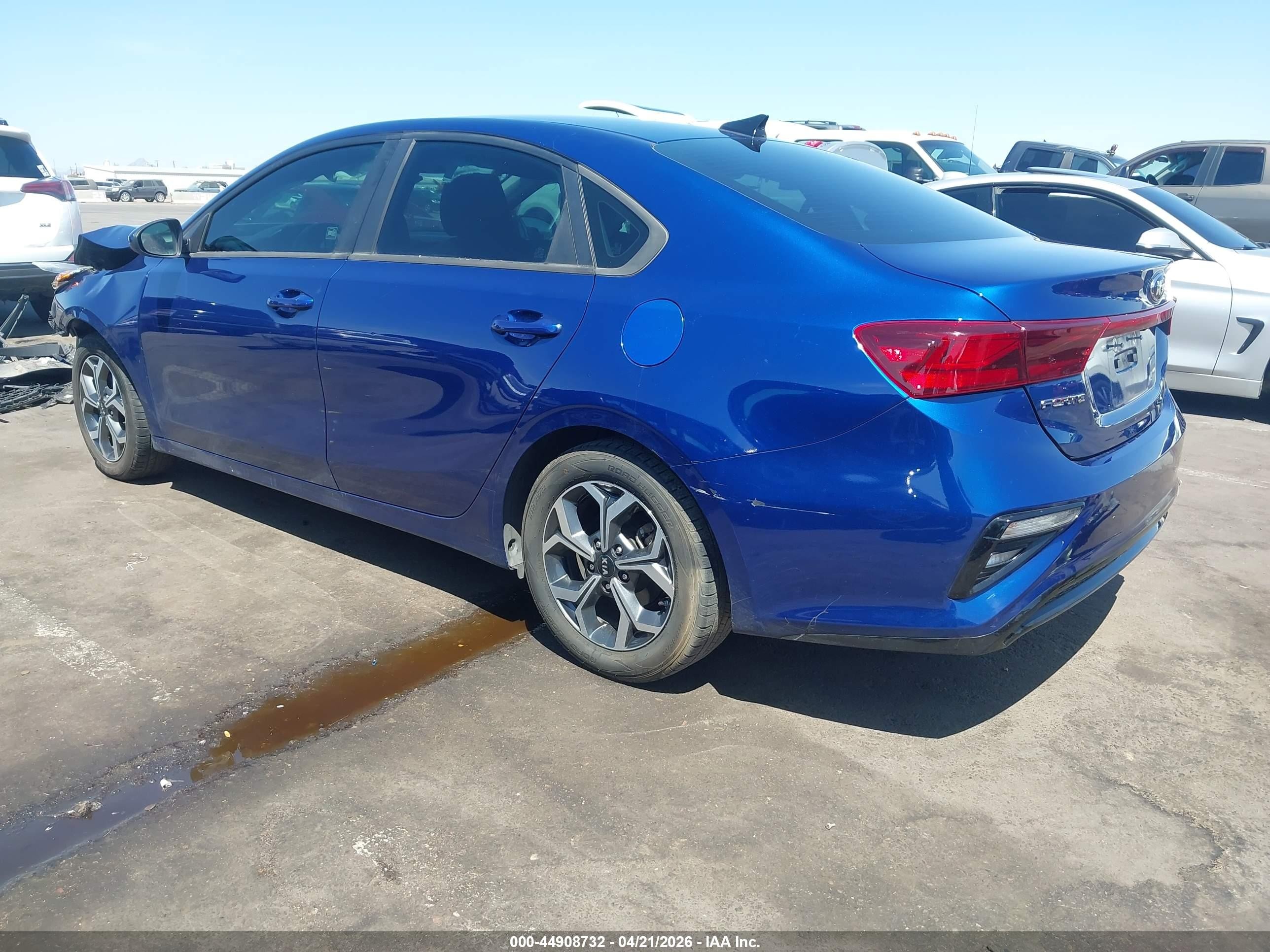 2020 Kia Forte Lxs Blue vin: 3KPF24ADXLE243730