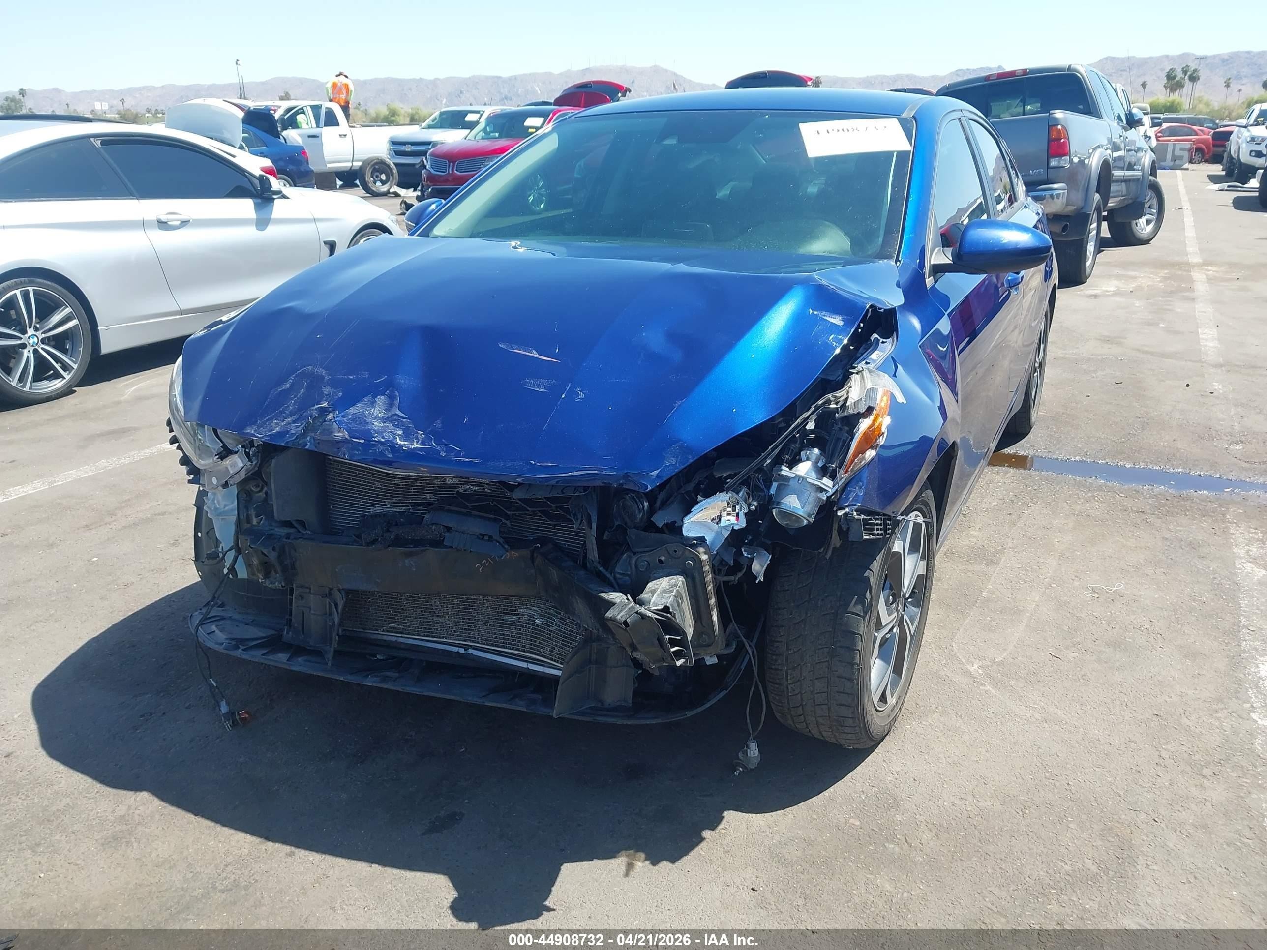 2020 Kia Forte Lxs Blue vin: 3KPF24ADXLE243730