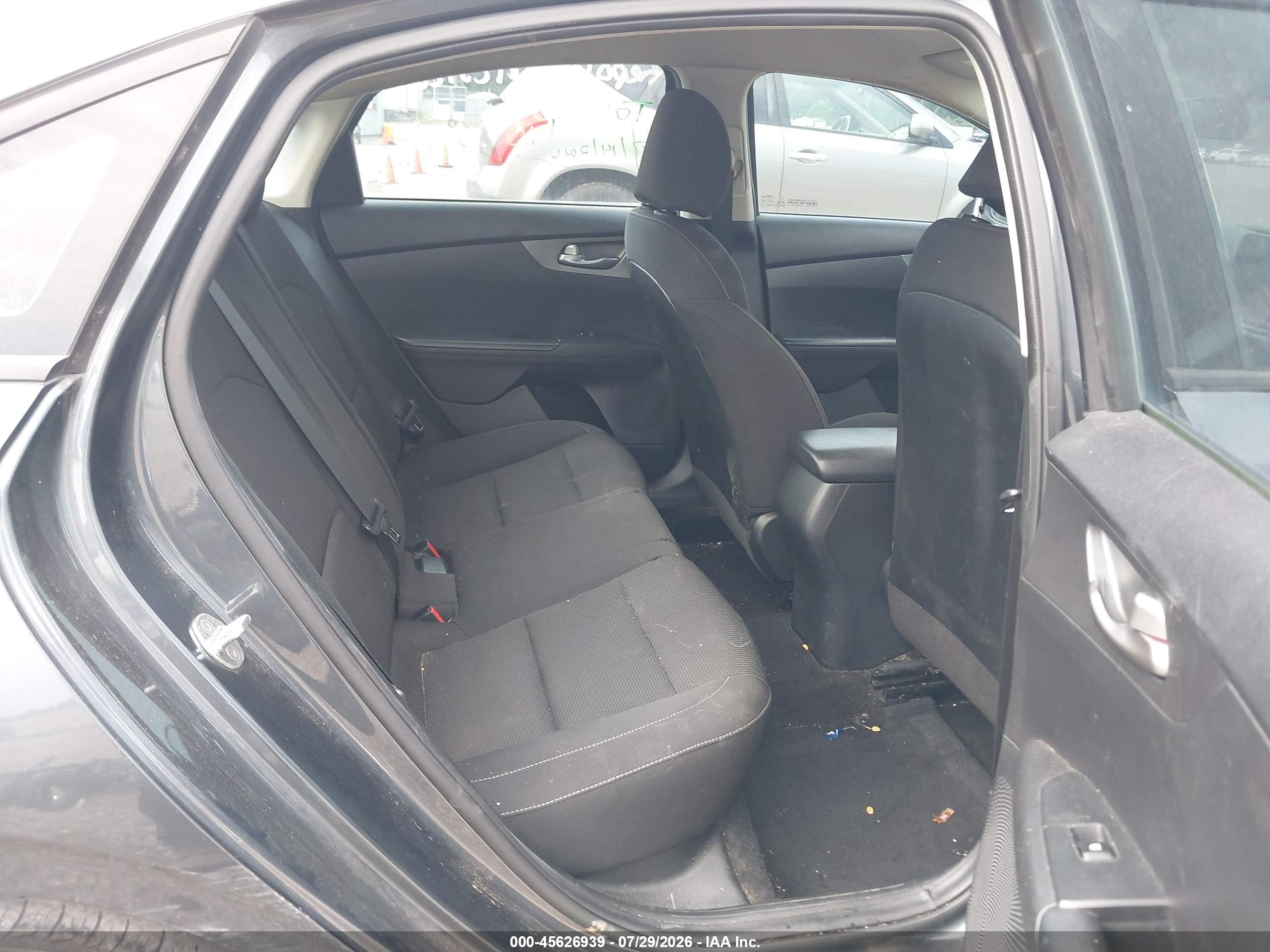 2021 Kia Forte Lxs Gray vin: 3KPF24ADXME316886