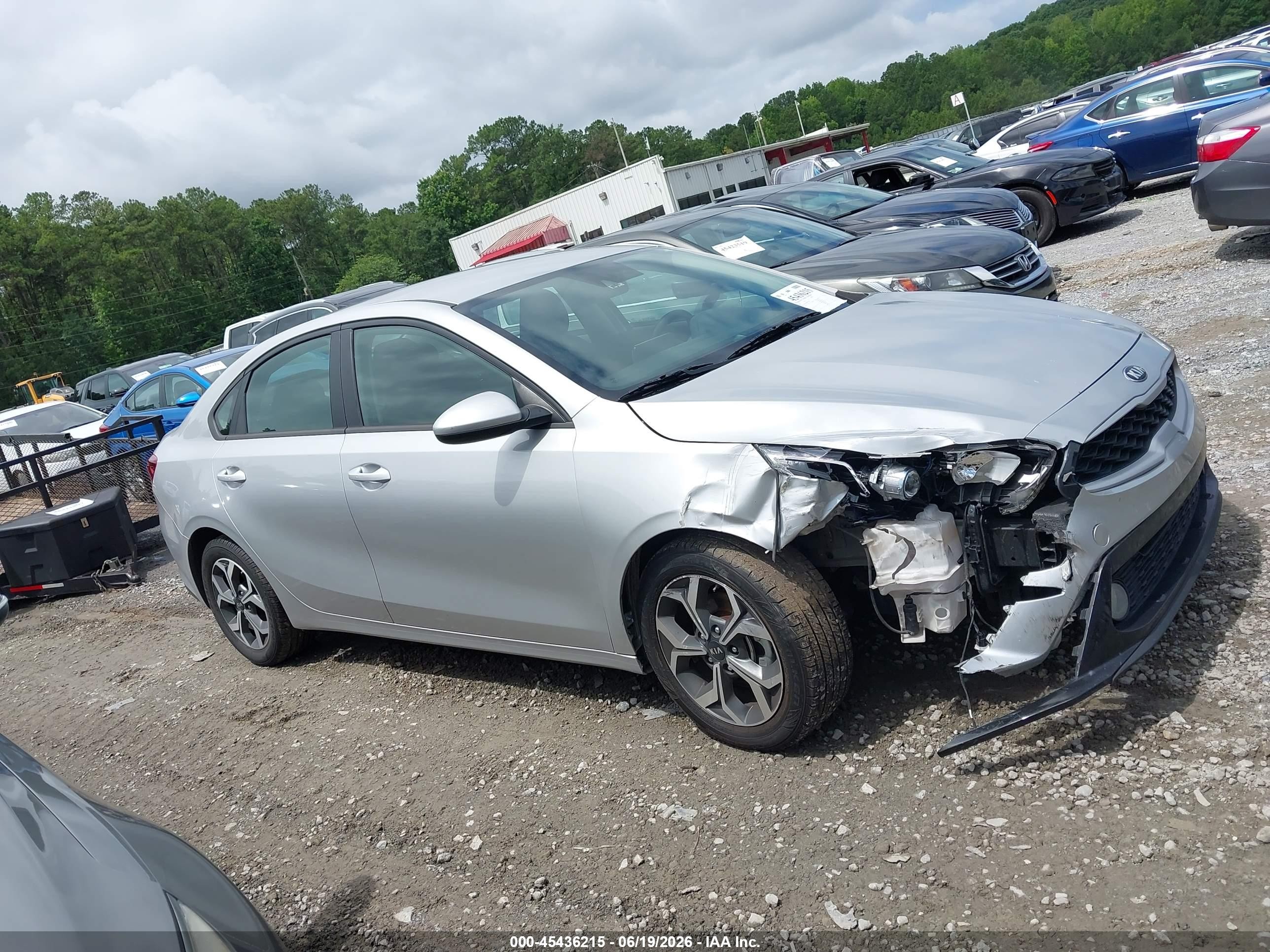 2021 Kia Forte Lxs Silver vin: 3KPF24ADXME339360
