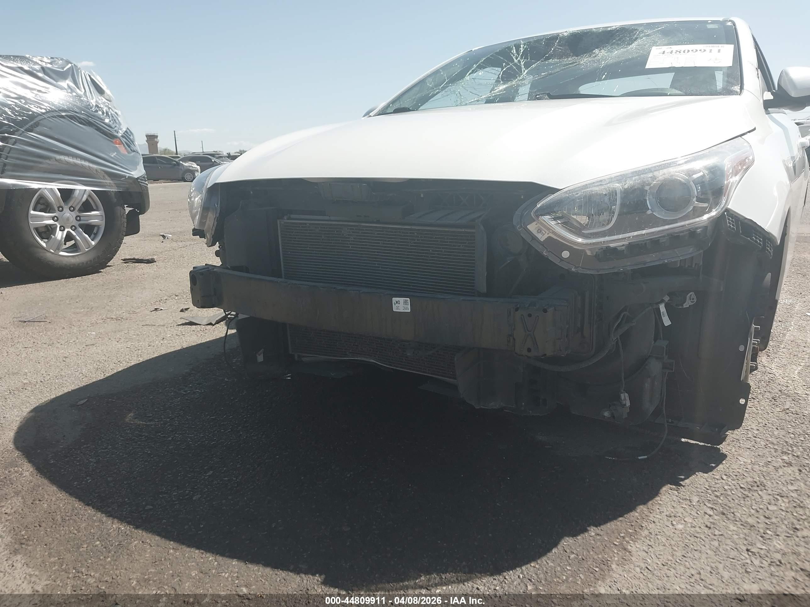 2021 Kia Forte Lxs White vin: 3KPF24ADXME375727