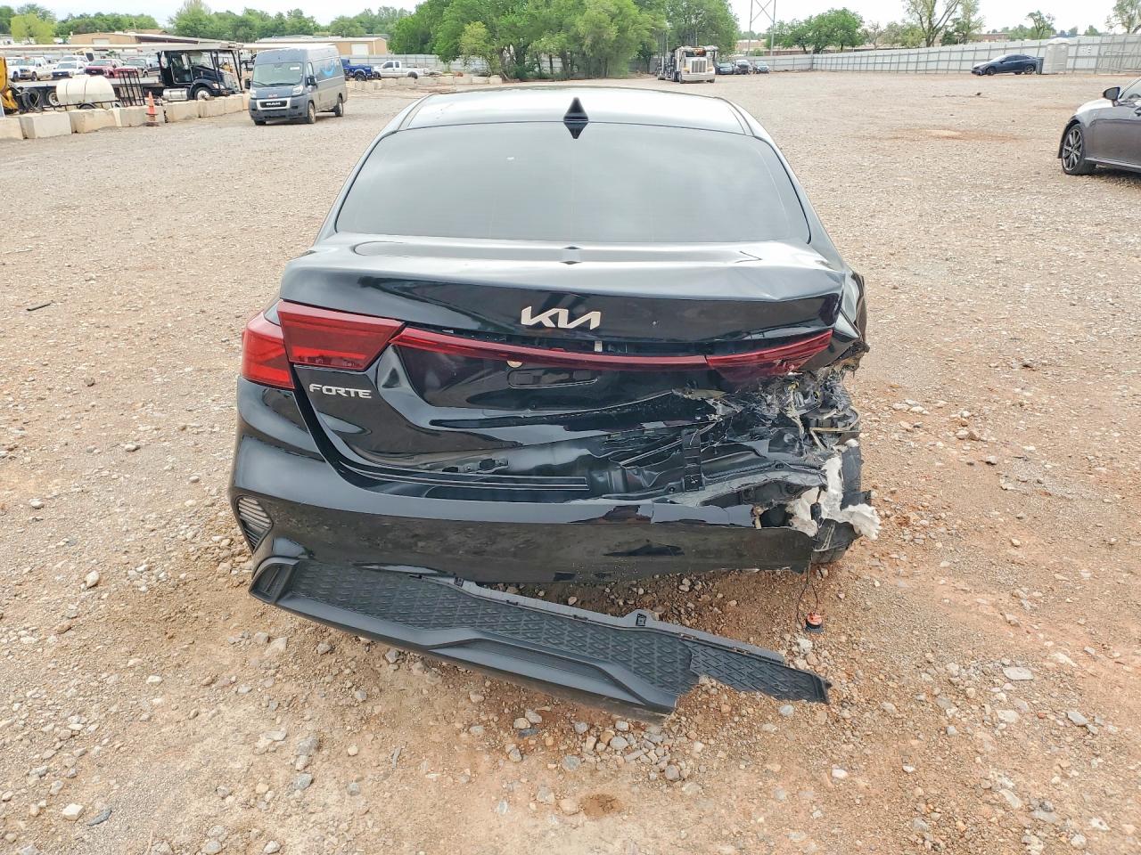 2023 Kia Forte Lxs Black vin: 3KPF24ADXPE629876