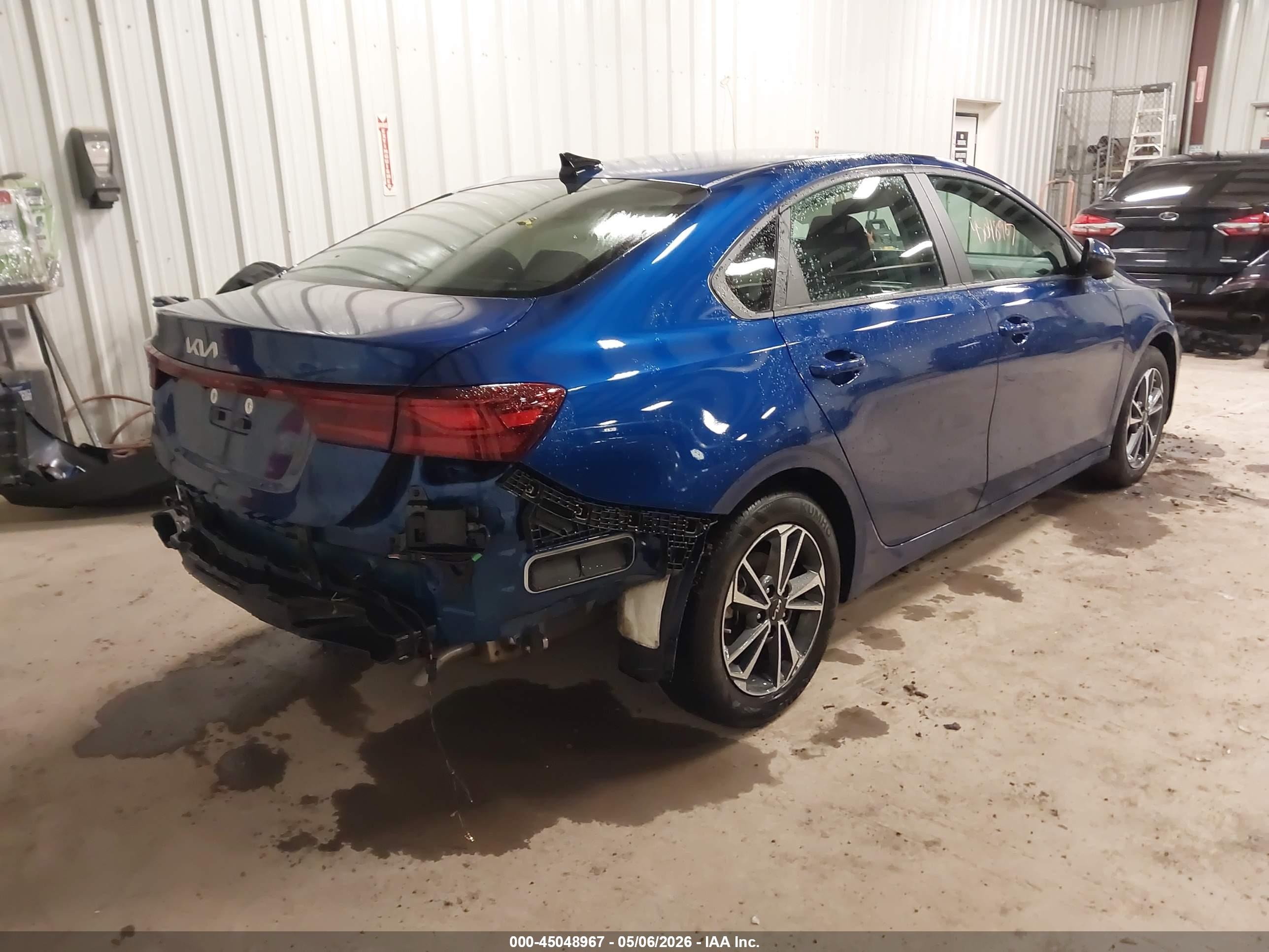 2024 Kia Forte Lxs Синий vin: 3KPF24ADXRE734789