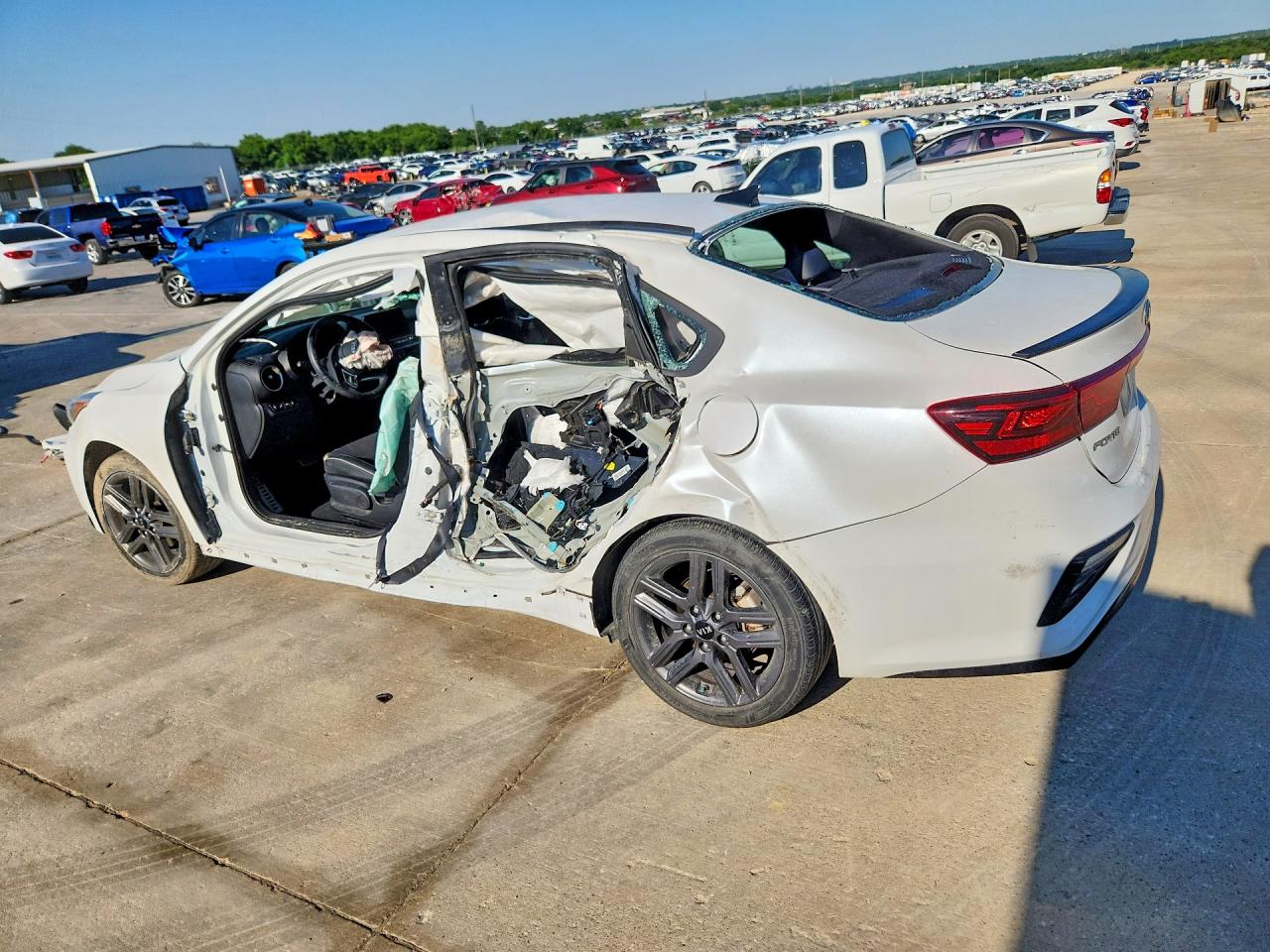 2021 Kia Forte Gt Line White vin: 3KPF34AD0ME328090