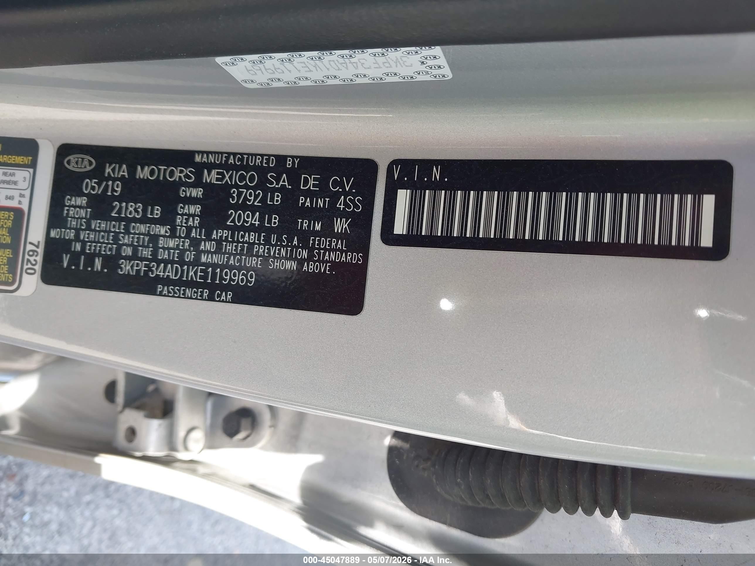 2019 Kia Forte S Silver vin: 3KPF34AD1KE119969