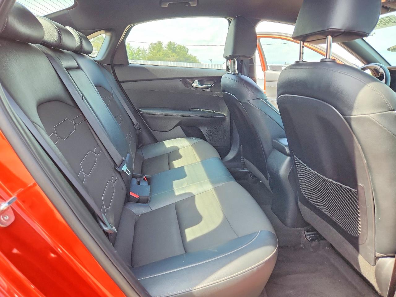 2020 Kia Forte Gt Line Orange vin: 3KPF34AD1LE203775
