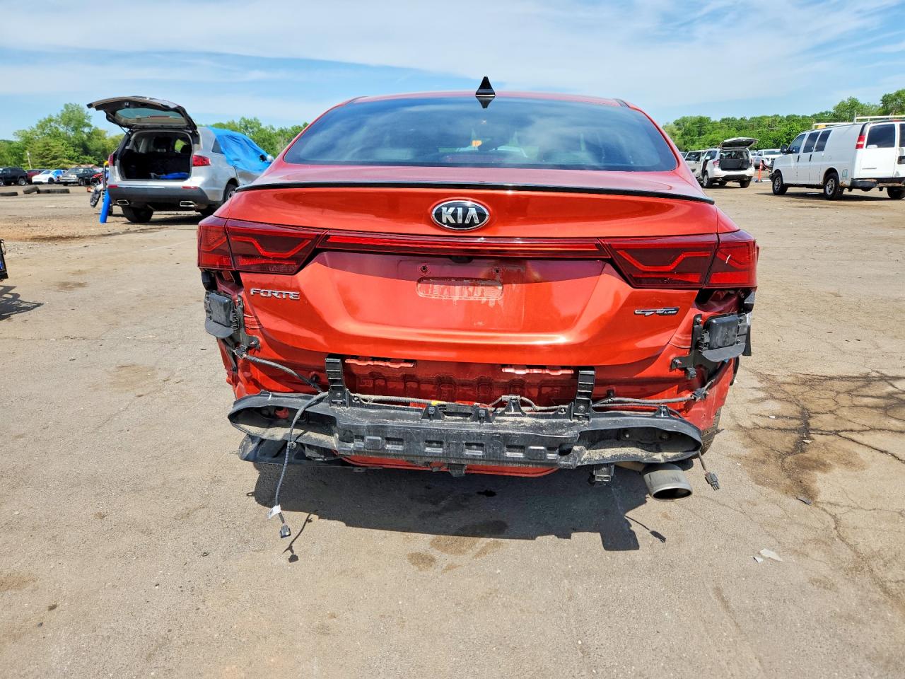 2020 Kia Forte Gt Line Orange vin: 3KPF34AD1LE203775