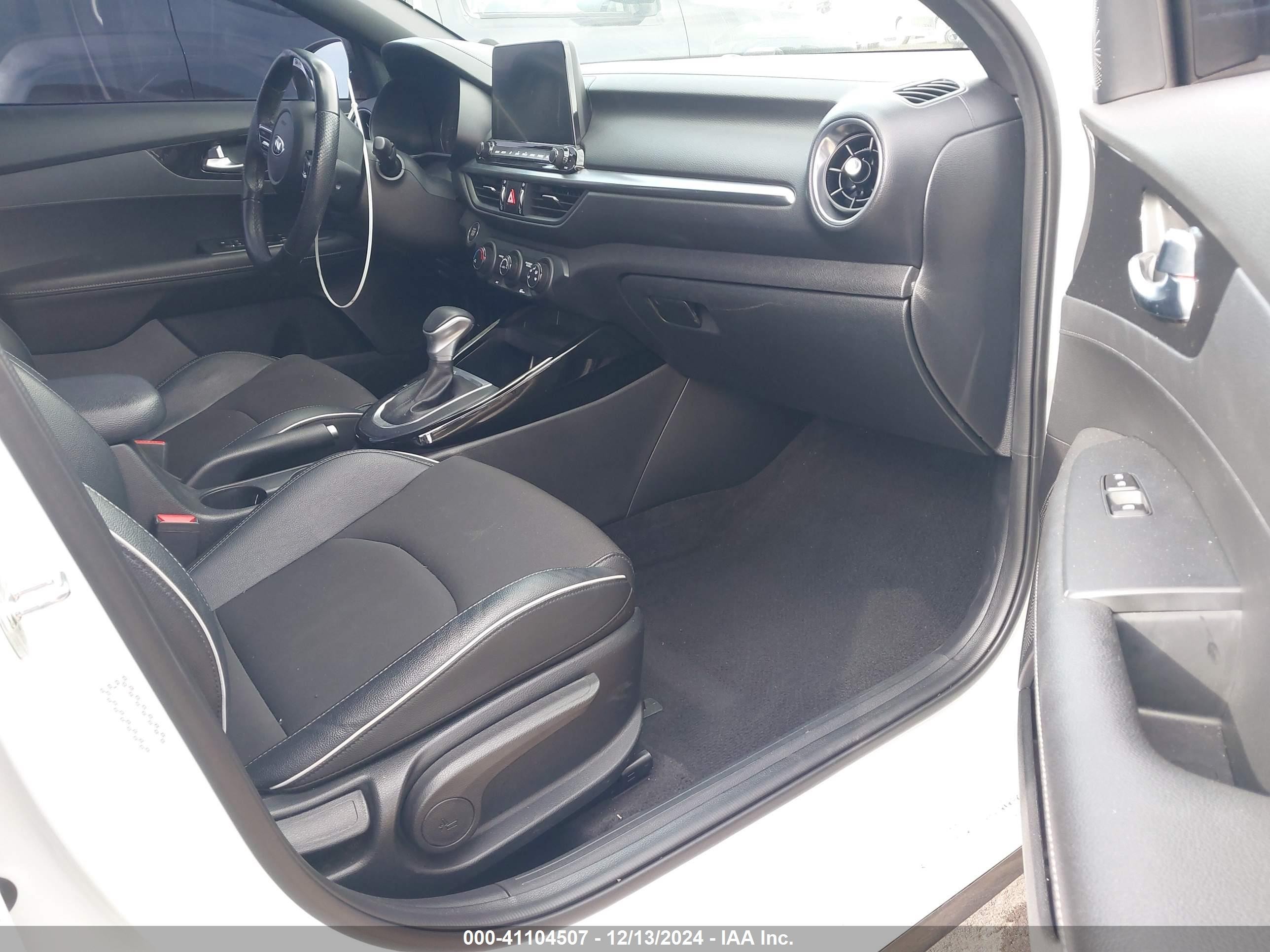 2021 Kia Forte Gt-line White vin: 3KPF34AD1ME286755