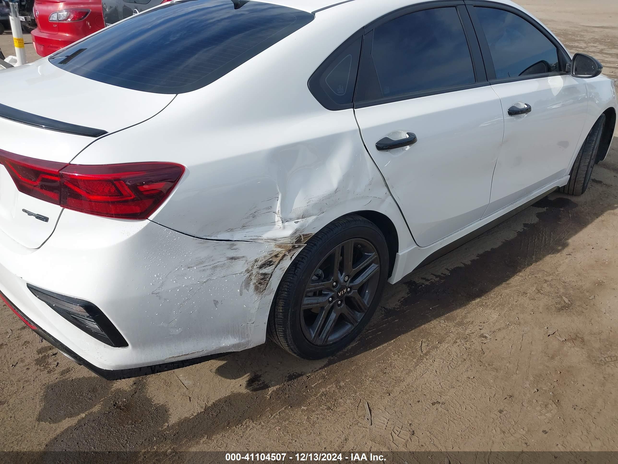 2021 Kia Forte Gt-line White vin: 3KPF34AD1ME286755