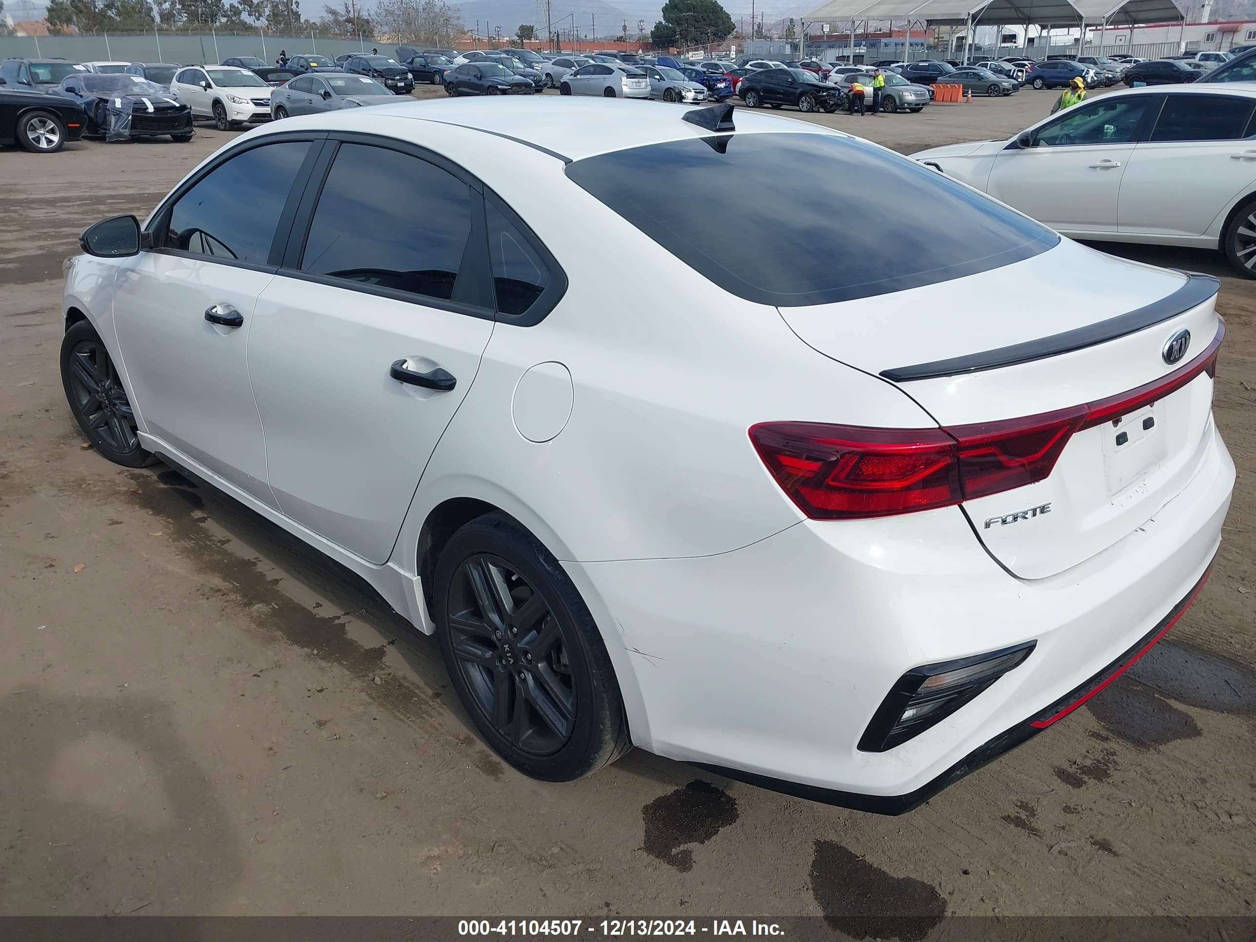 2021 Kia Forte Gt-line White vin: 3KPF34AD1ME286755