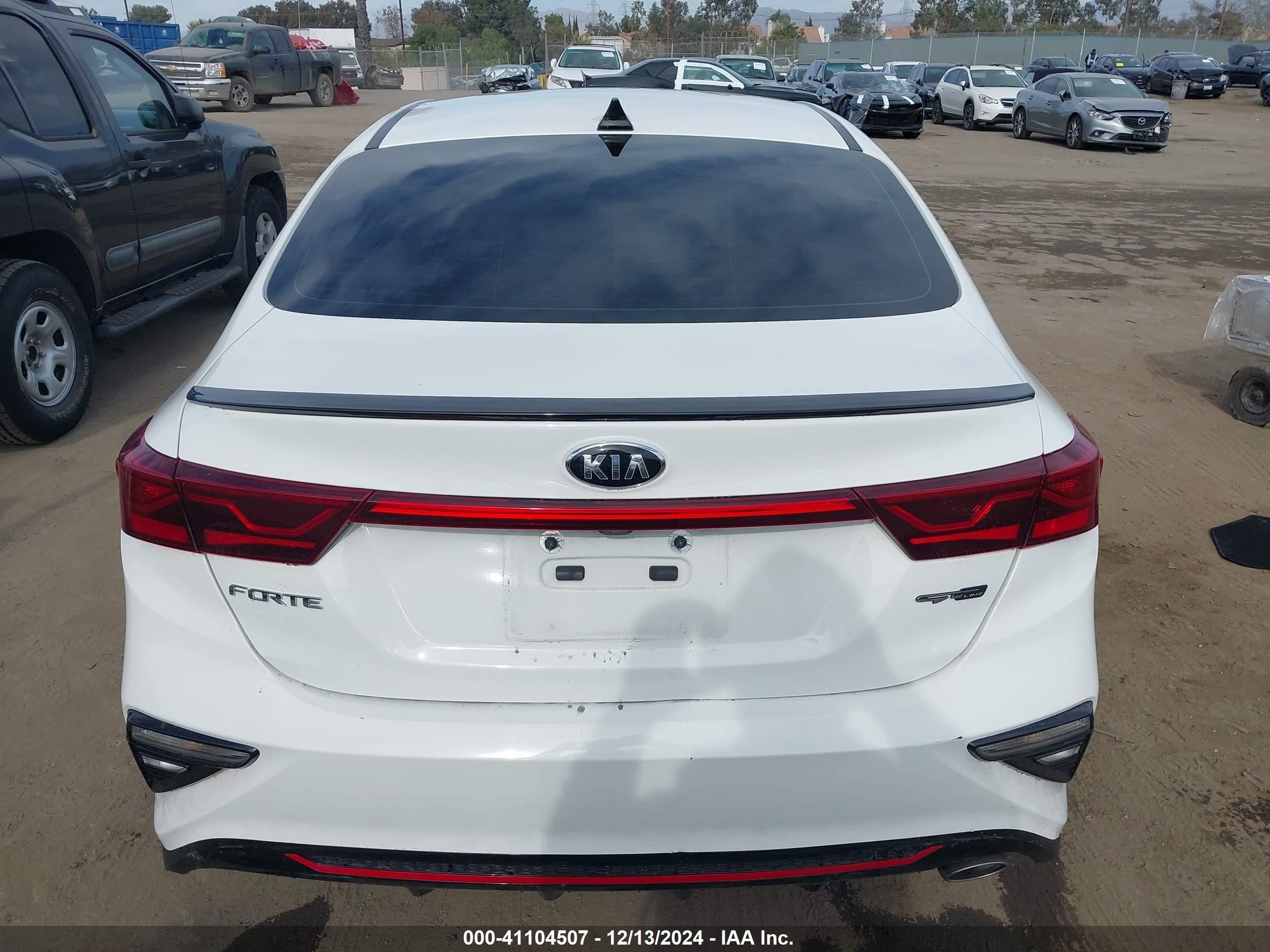 2021 Kia Forte Gt-line White vin: 3KPF34AD1ME286755