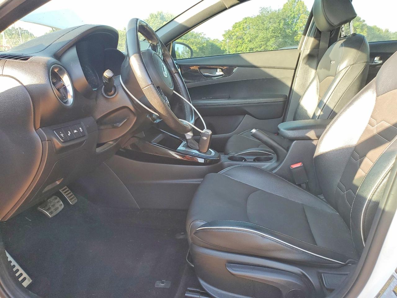 2020 Kia Forte Gt Line White vin: 3KPF34AD4LE253117