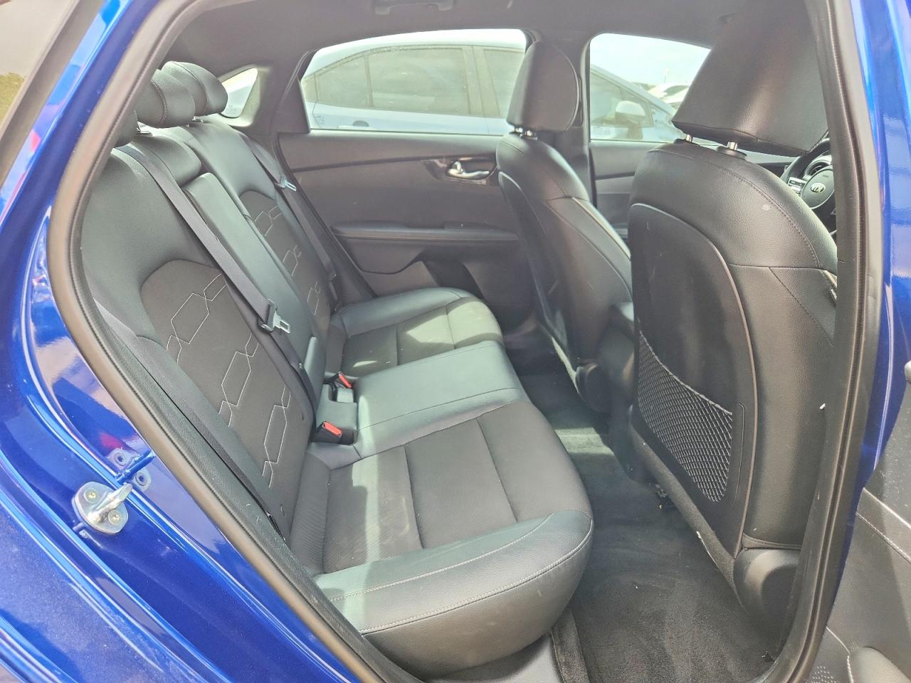 2021 Kia Forte Gt-line Blue vin: 3KPF34AD8ME375299