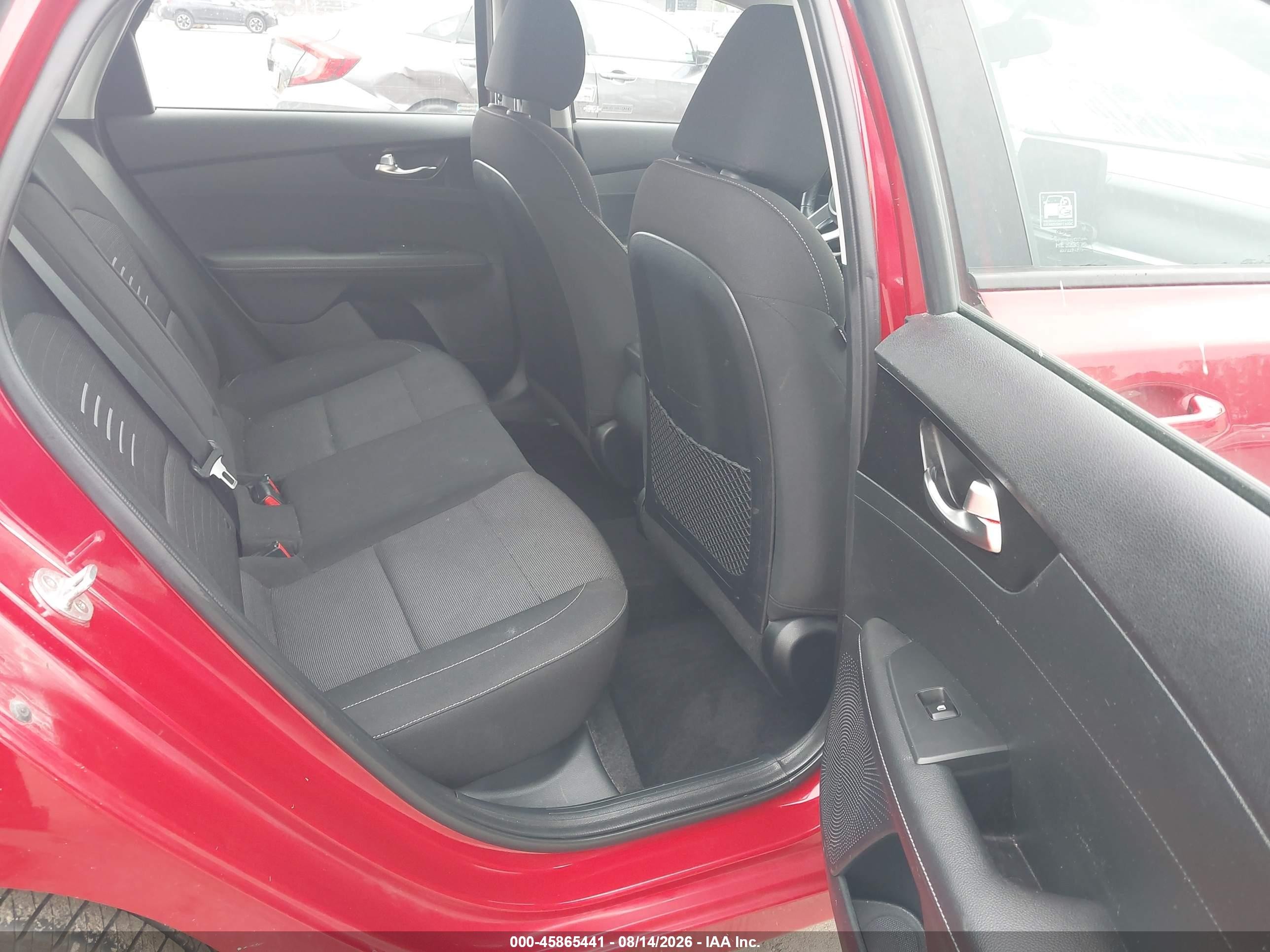 2019 Kia Forte S Красный vin: 3KPF34ADXKE048223