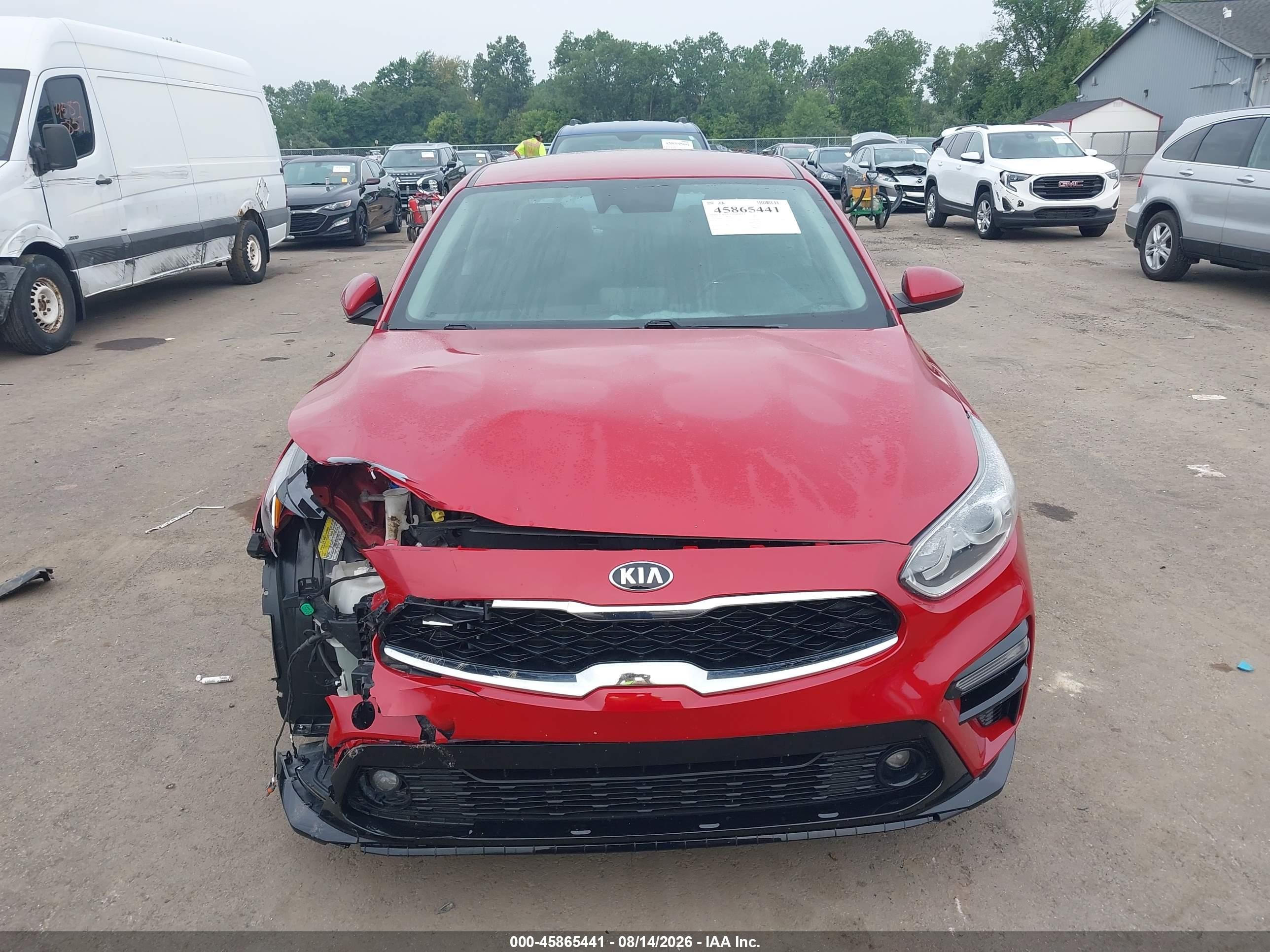 2019 Kia Forte S Красный vin: 3KPF34ADXKE048223