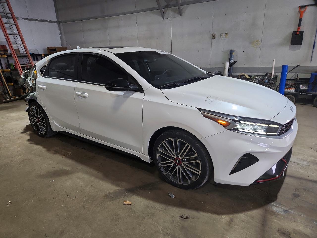 2023 Kia Forte Gt White vin: 3KPF44AC1PE636345