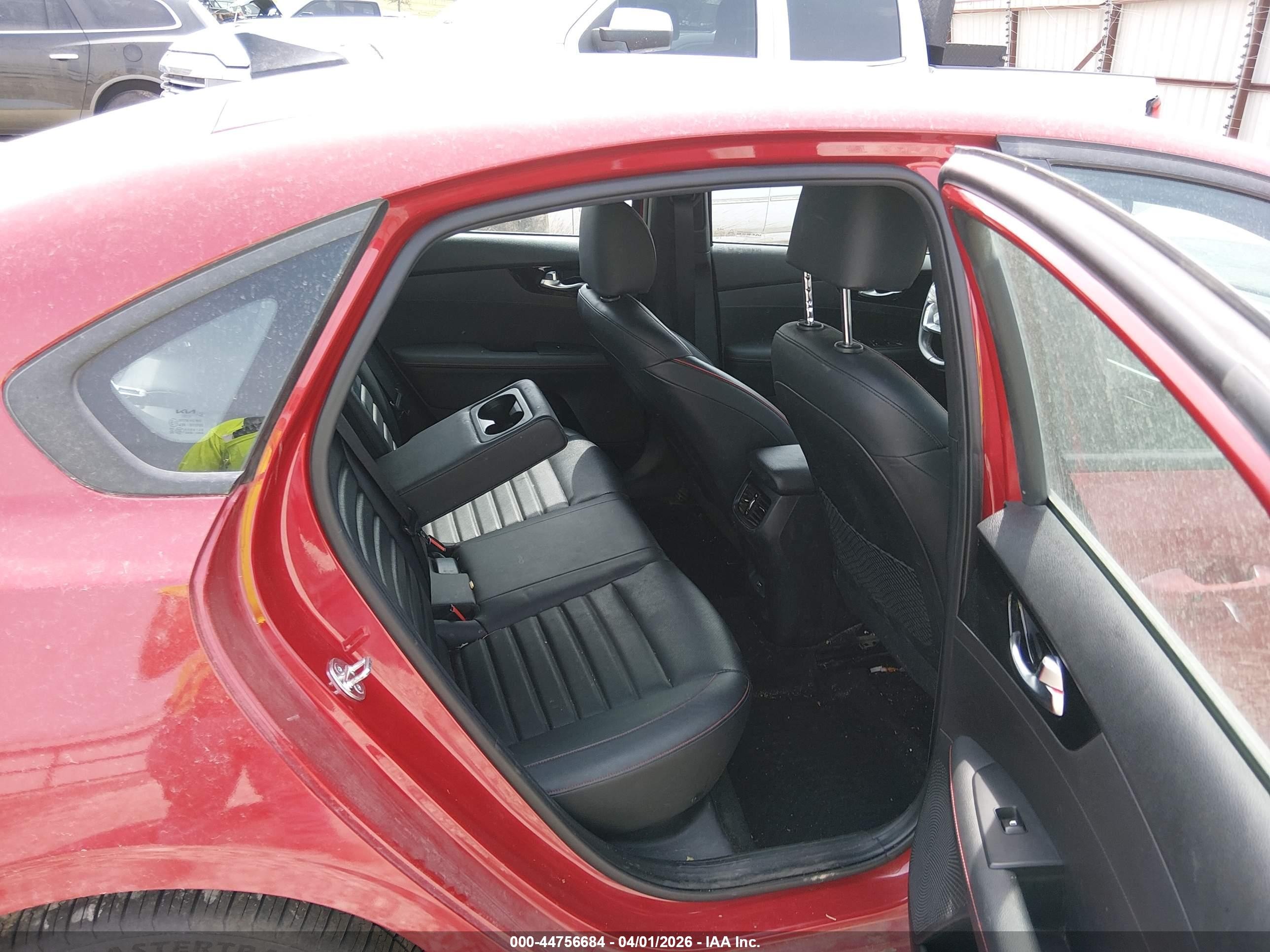 2023 Kia Forte Gt Red vin: 3KPF44AC2PE592890