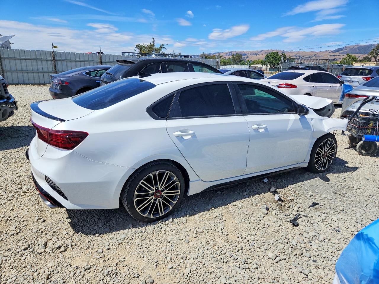 2023 Kia Forte Gt White vin: 3KPF44AC4PE538085