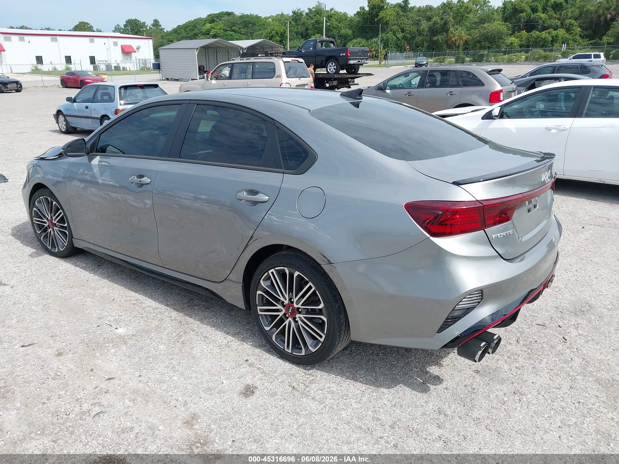 2023 Kia Forte Gt Серый vin: 3KPF44AC5PE503393