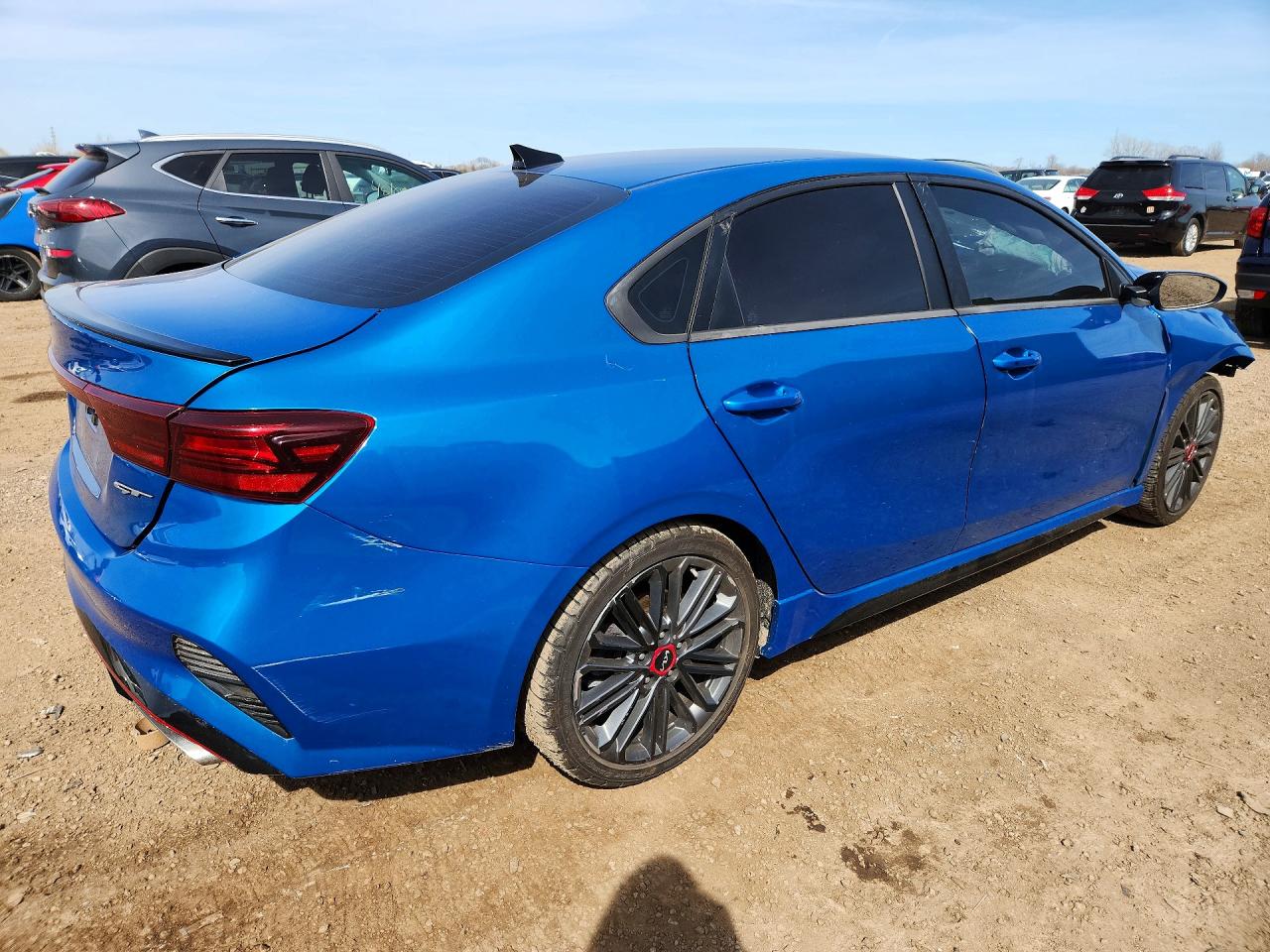 2022 Kia Forte Gt Blue vin: 3KPF44AC6NE443296