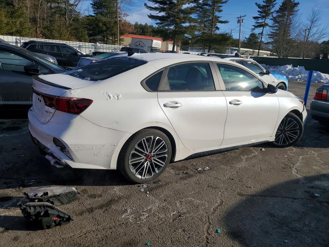 2023 Kia Forte Gt White vin: 3KPF44ACXPE610312