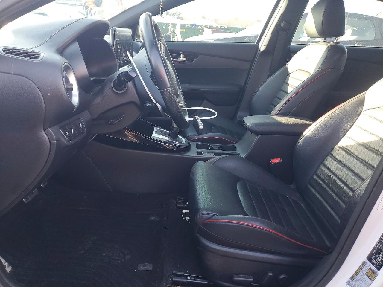 2023 Kia Forte Gt White vin: 3KPF44ACXPE610312