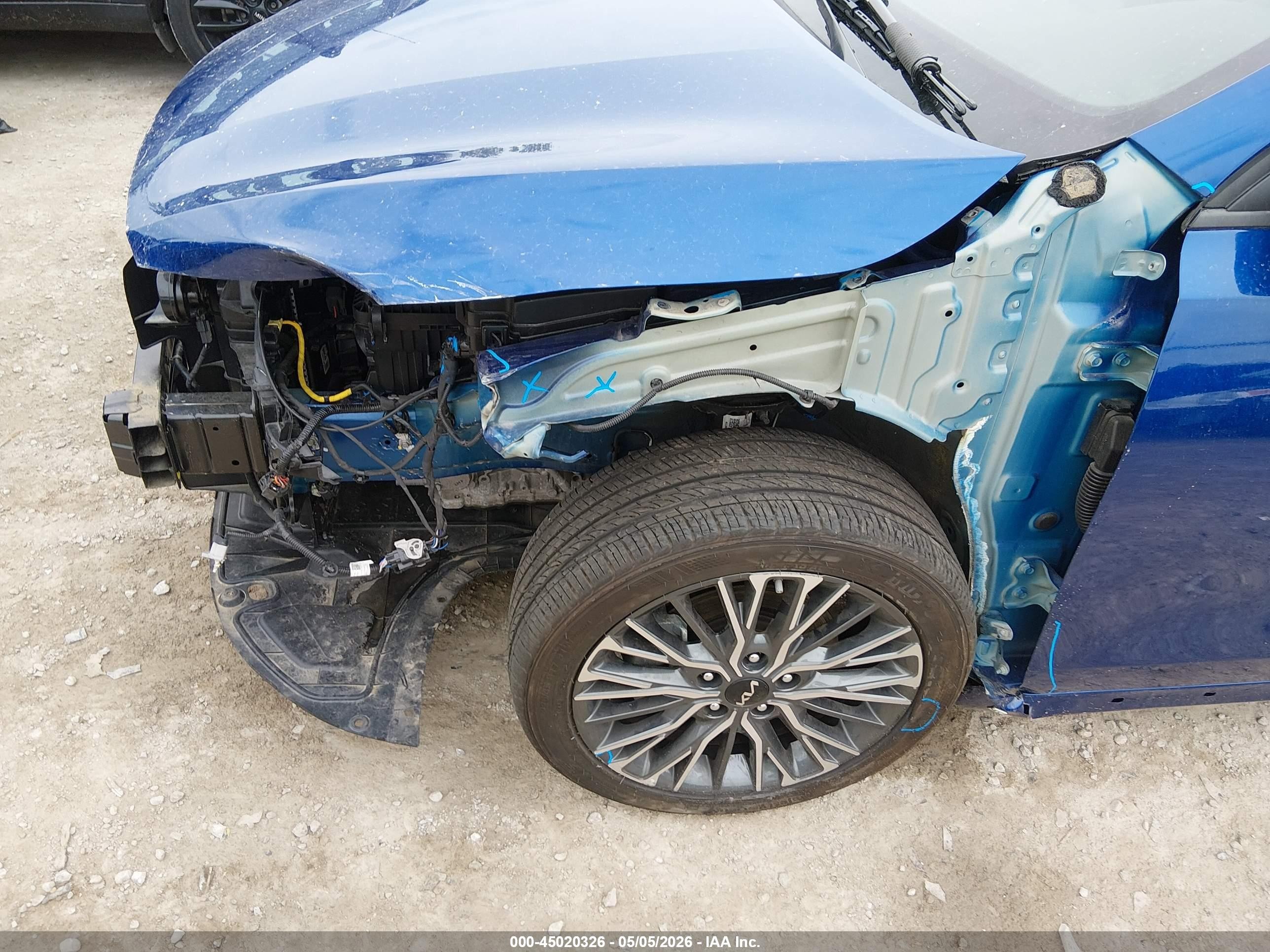 2024 Kia Forte Gt-line Blue vin: 3KPF54AD0RE757585
